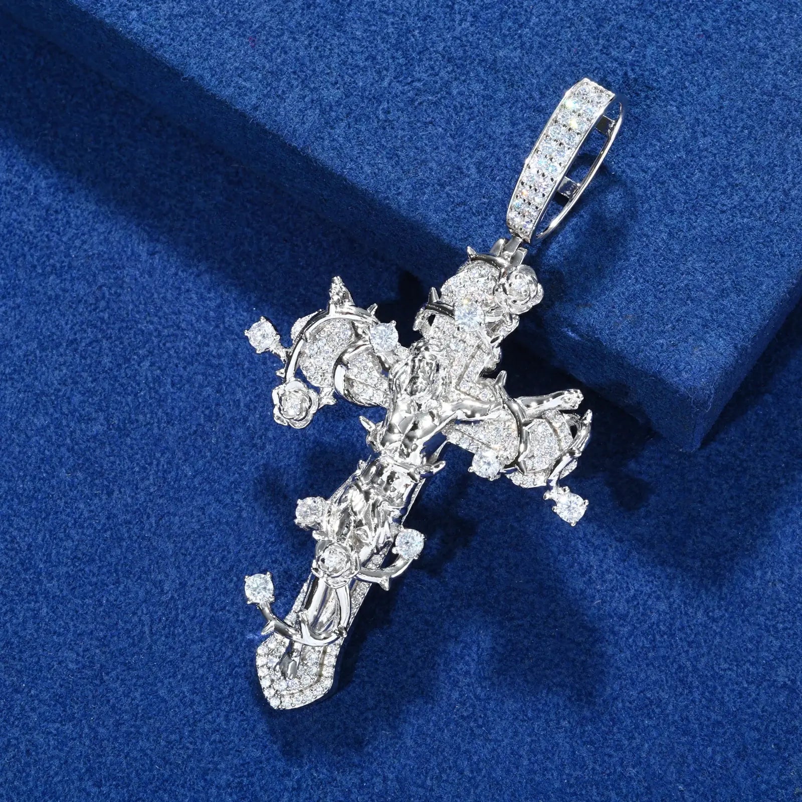S925 Moissanite Thorny Rose Crucifix Pendant