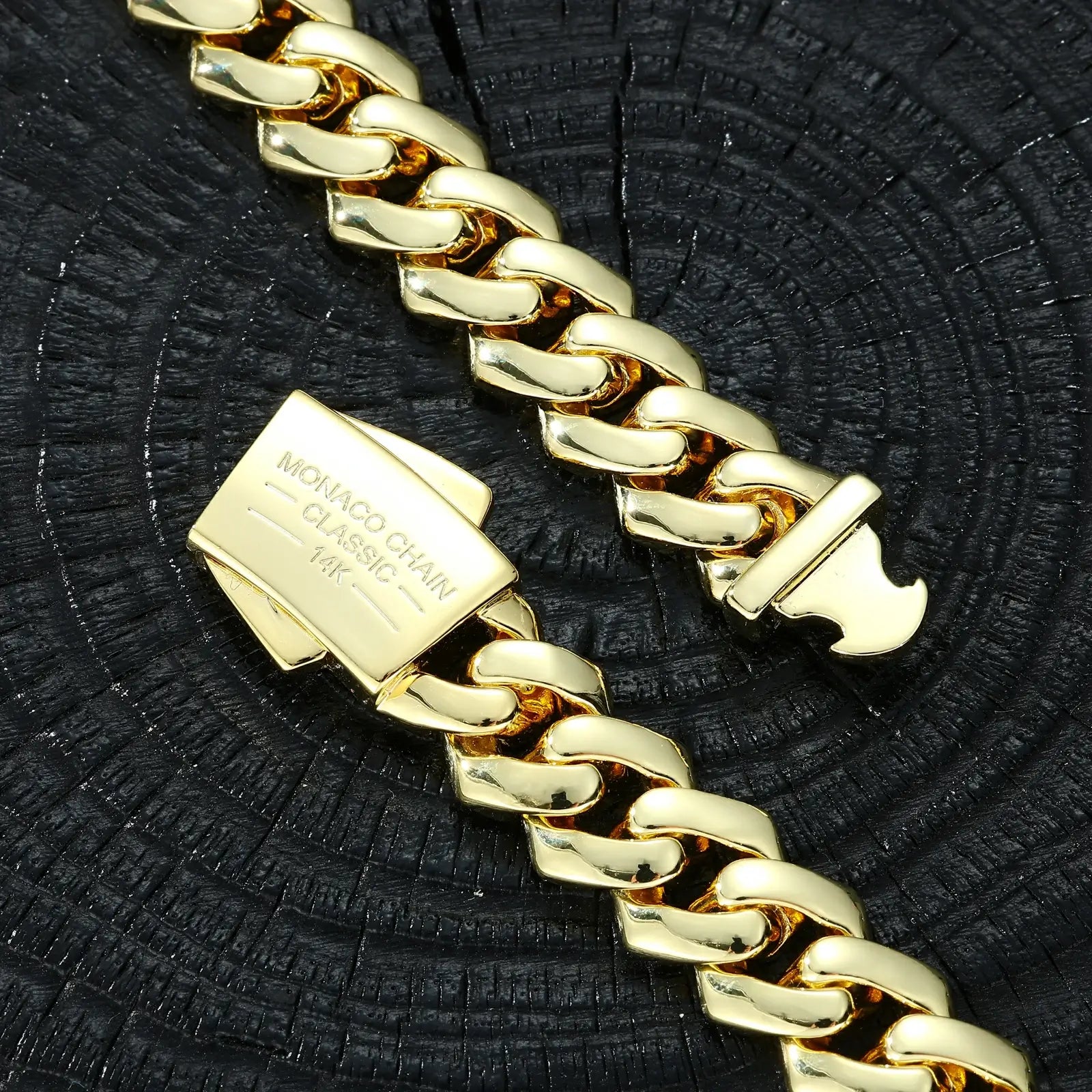 Smooth interior of 14K gold Monaco Cuban chain | Comfort-fit design for daily wear
