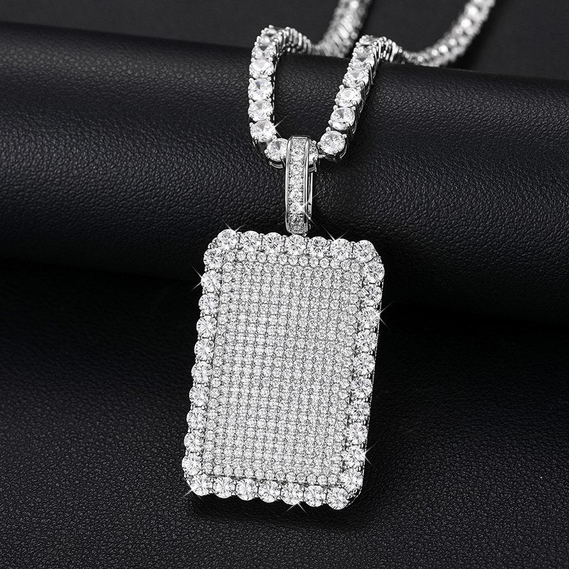14k gold pendant
