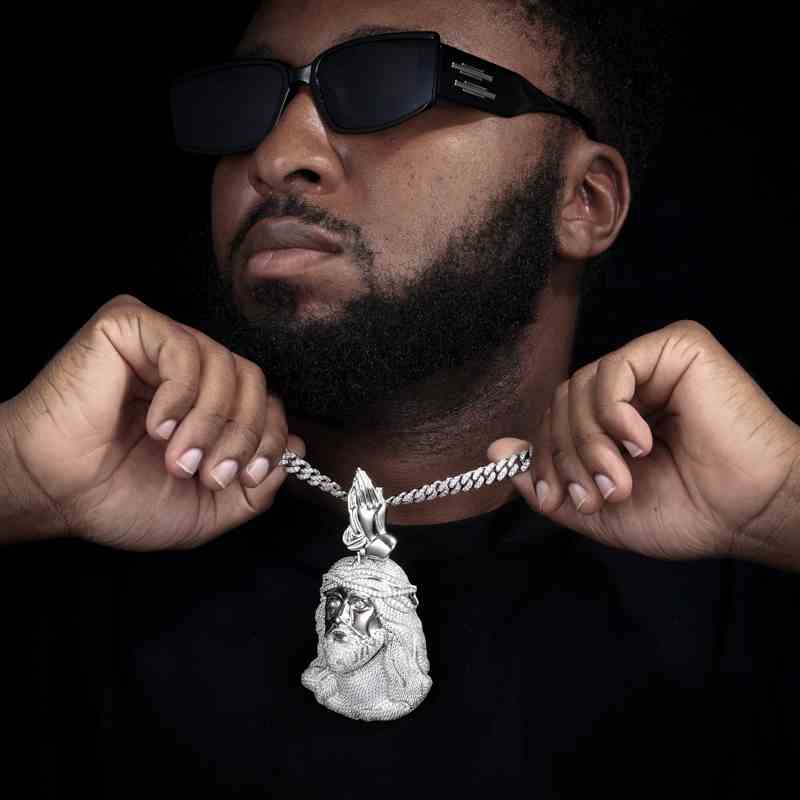 14k jesus pendant