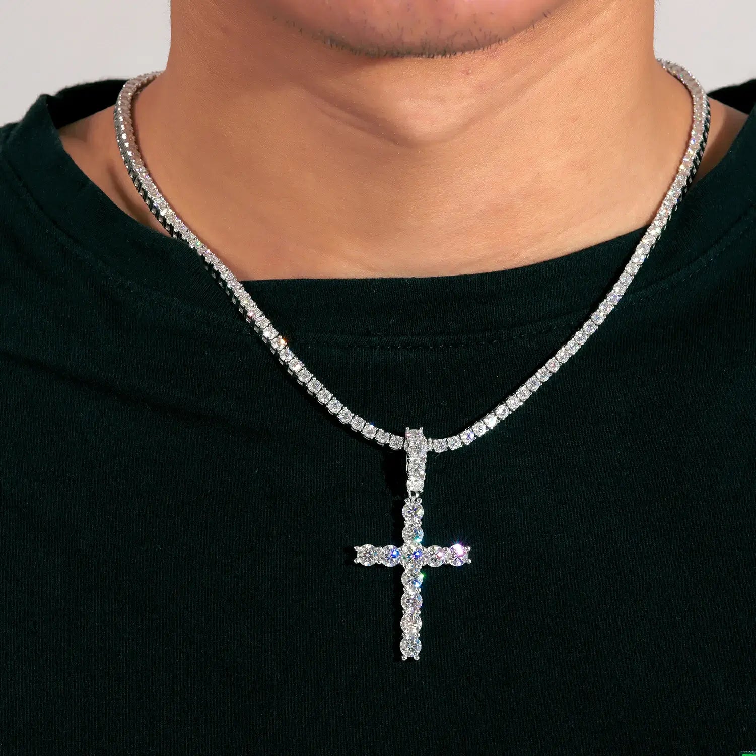 S925 6.7CT Moissanite Cross Pendant