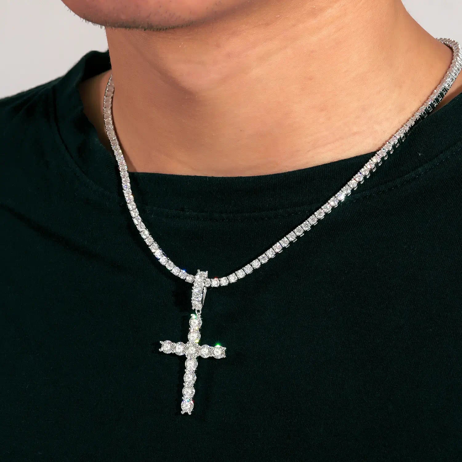 S925 6.7CT Moissanite Cross Pendant