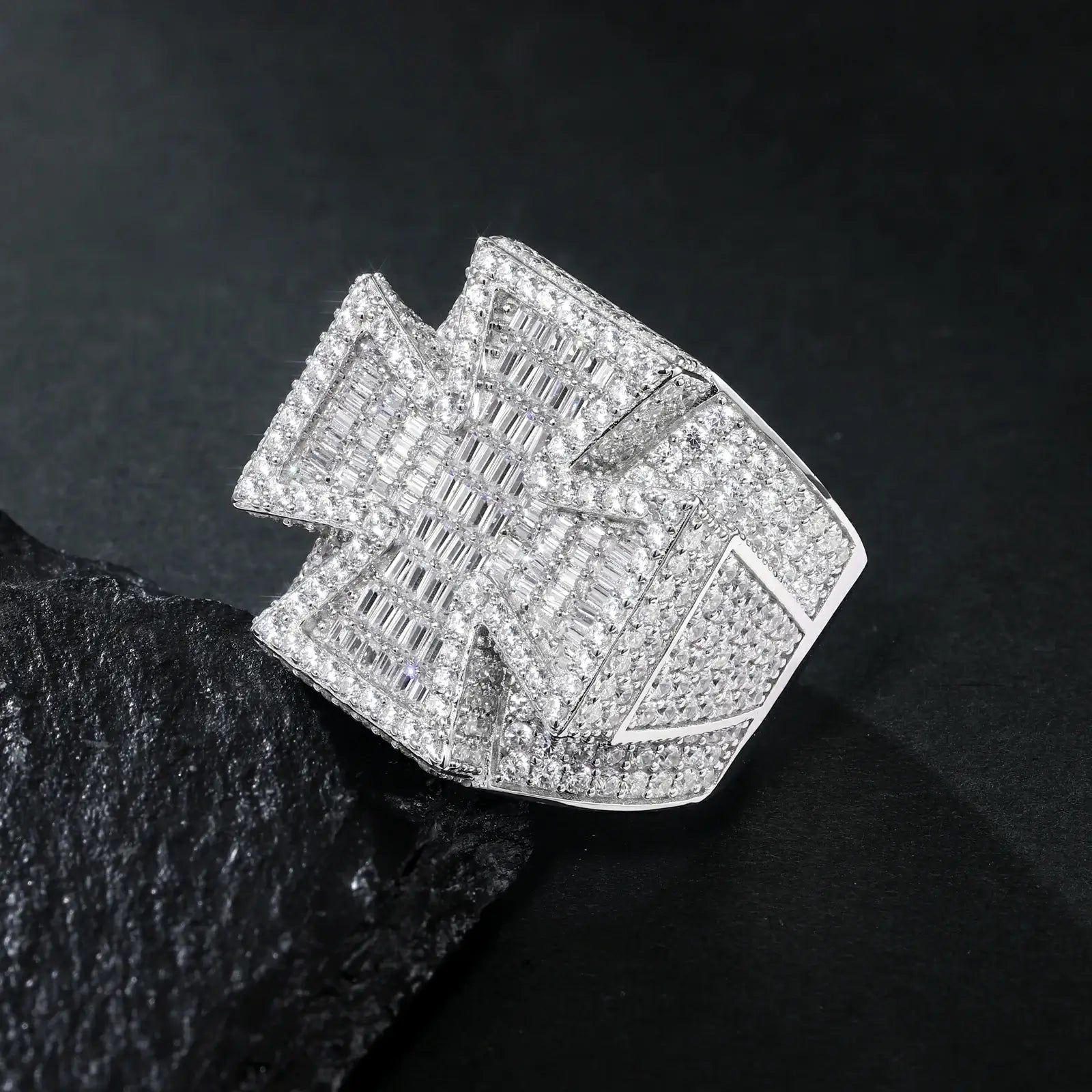 S925 Baguette Moissanite Malta Cross Ring