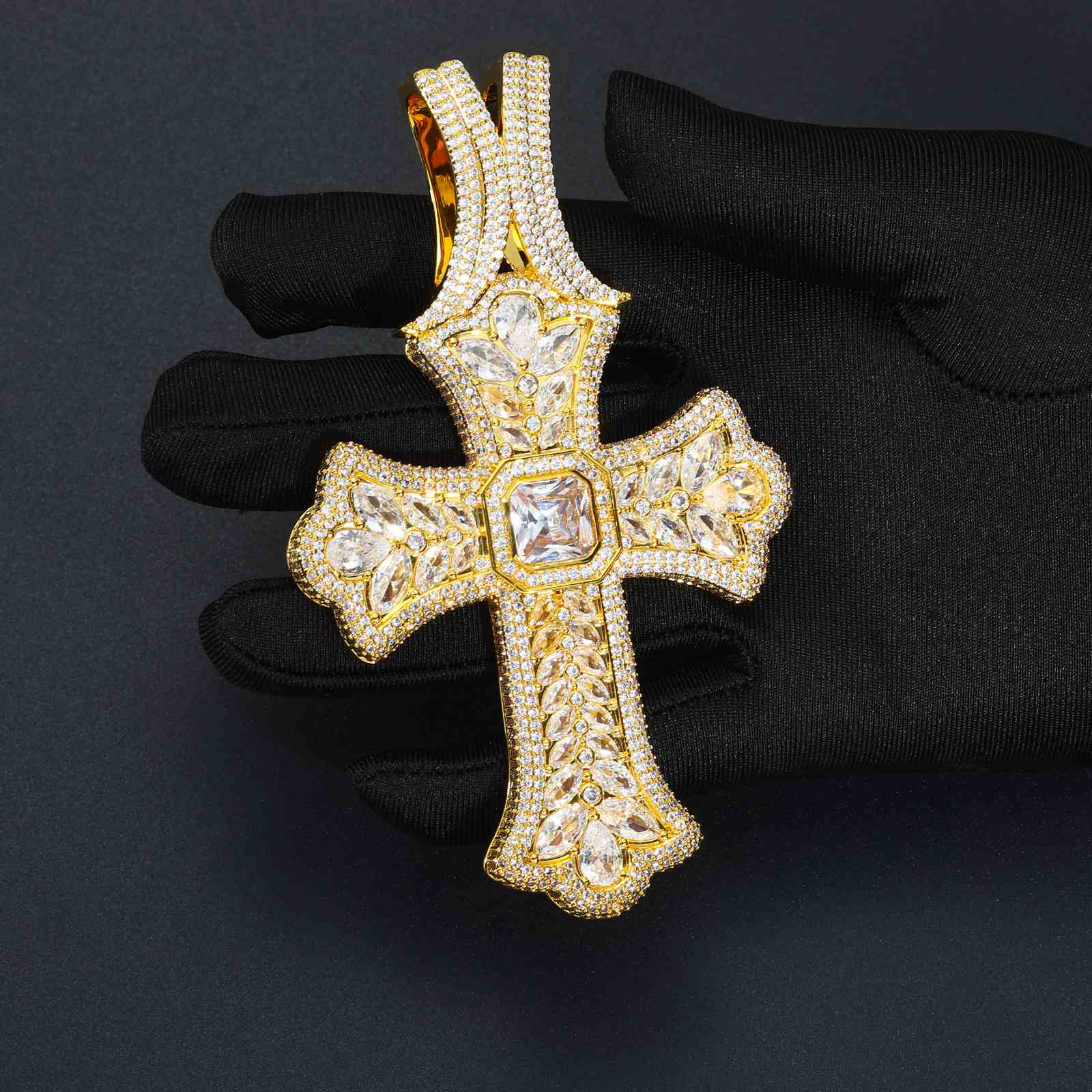 (CZ)Luxurious Pear Cut CZ Iris Cross Pendant