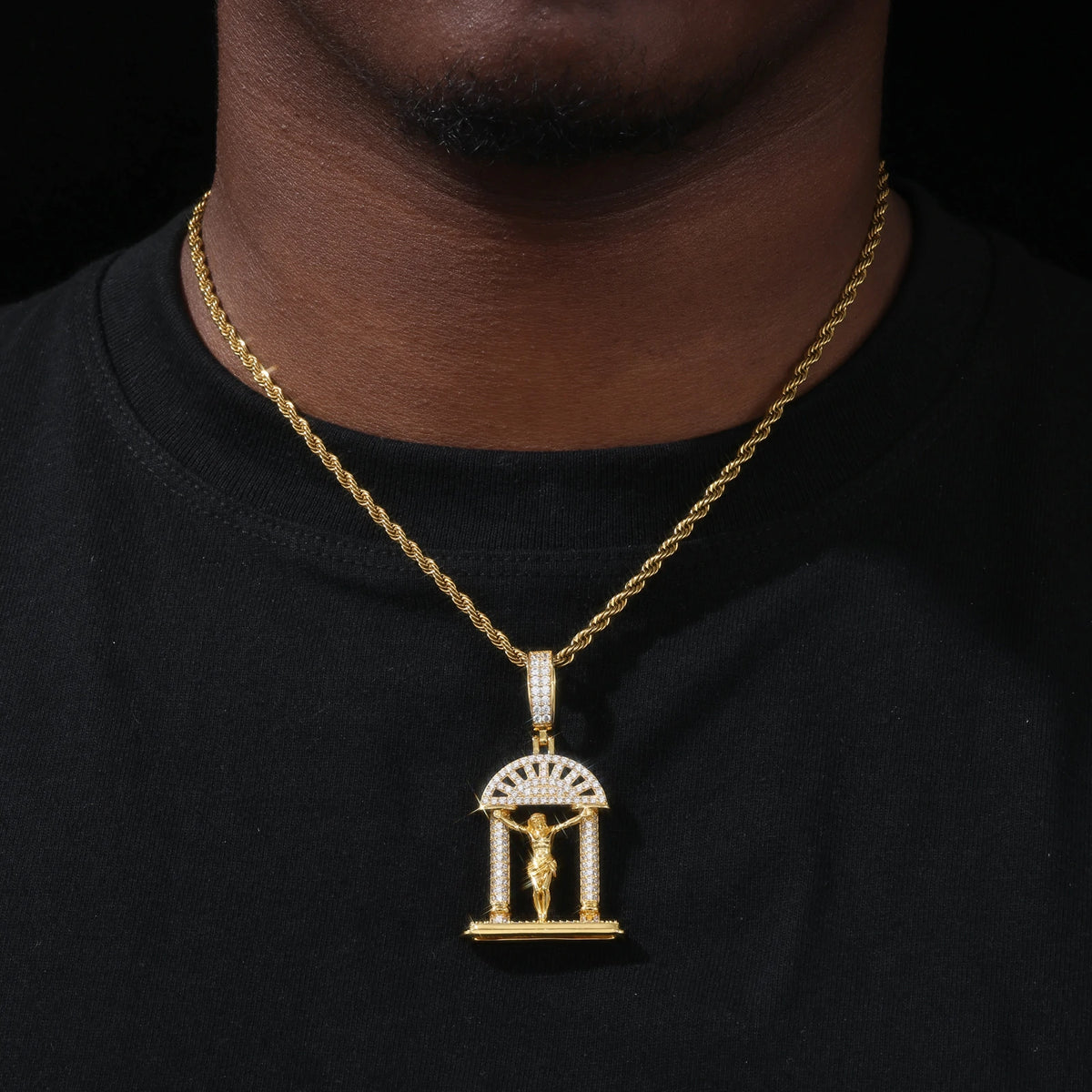 S925 Moissanite Temple Crucifix Pendant