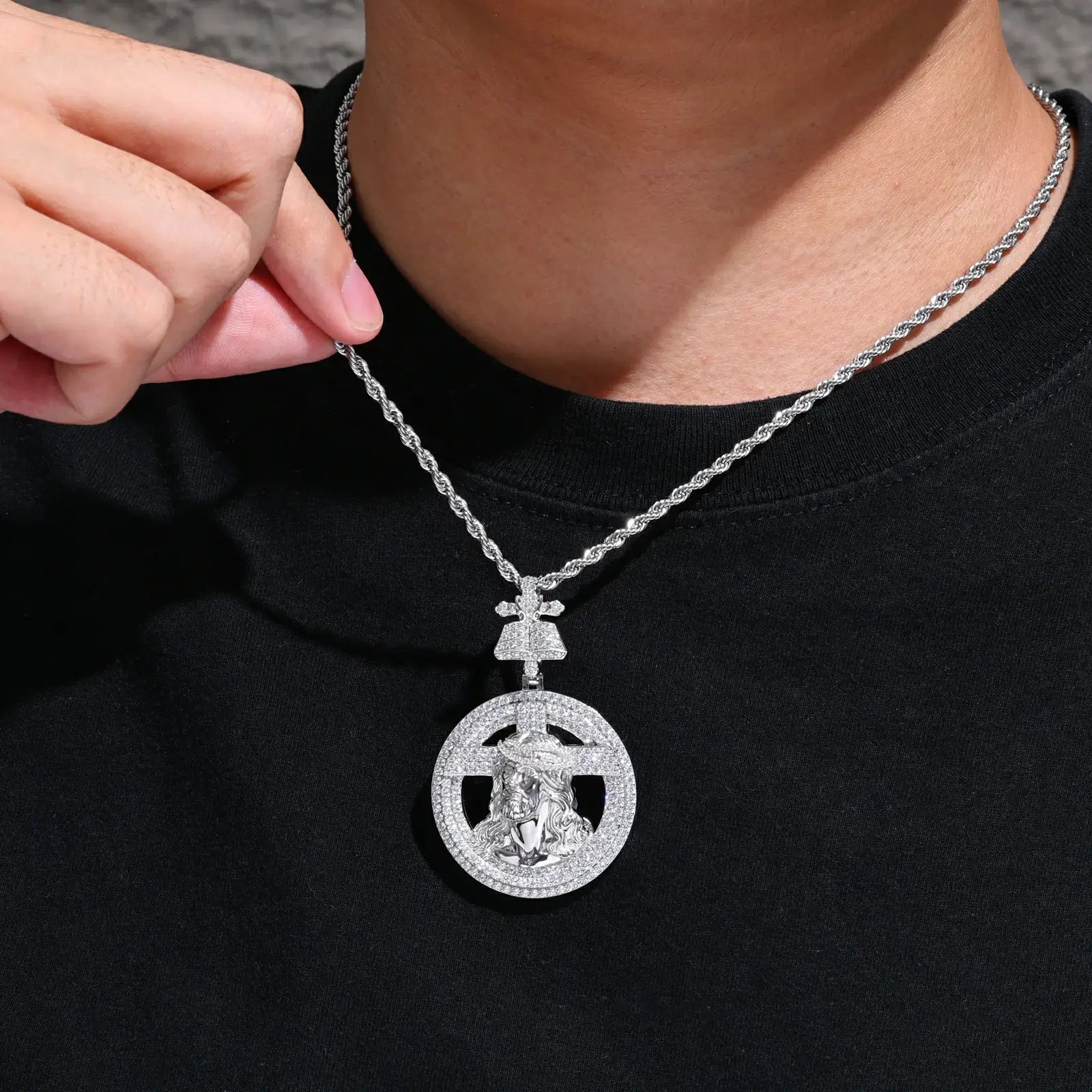 S925 Moissanite Bible Halo Jesus Pendant