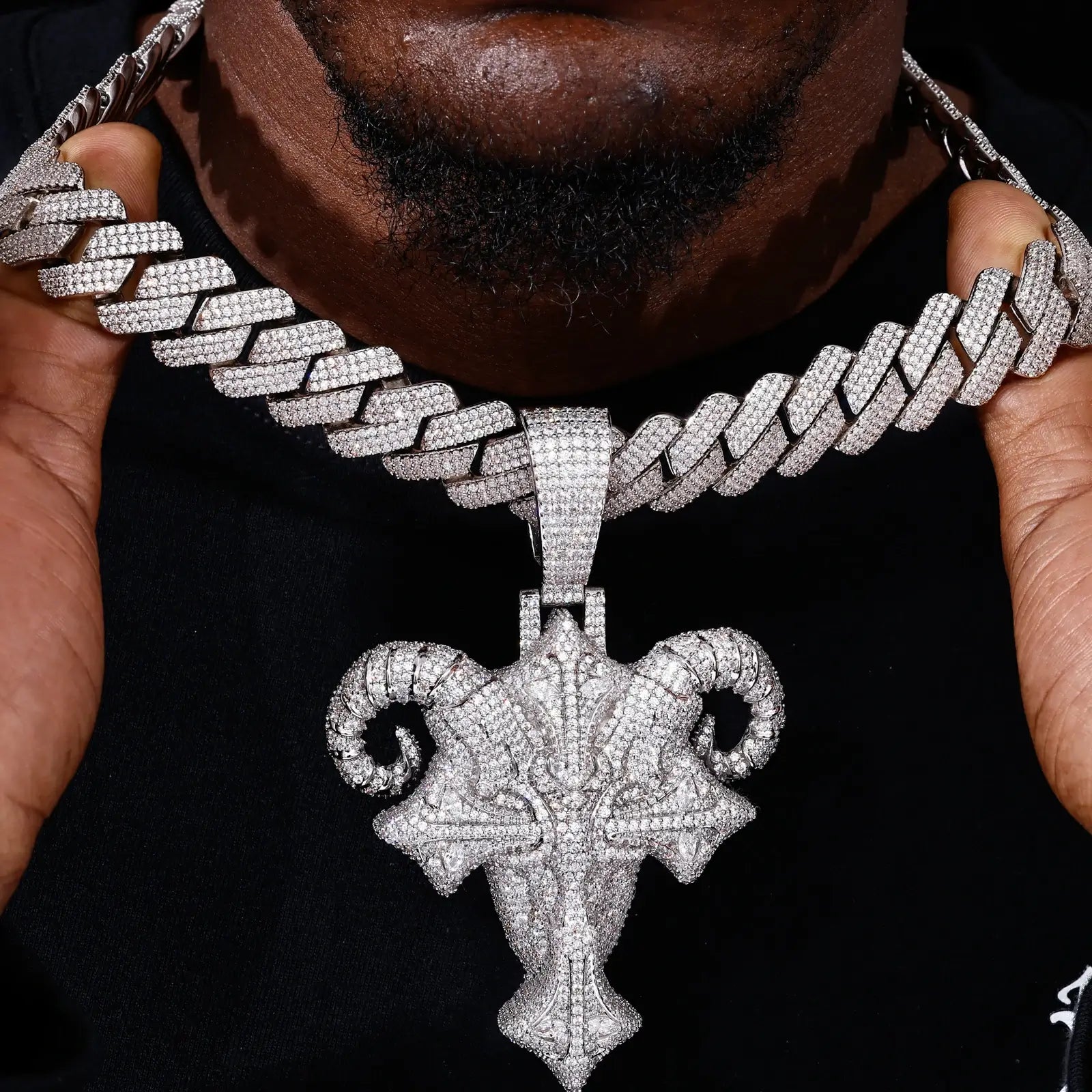 S925 Moissanite Cross Goat Head Pendant