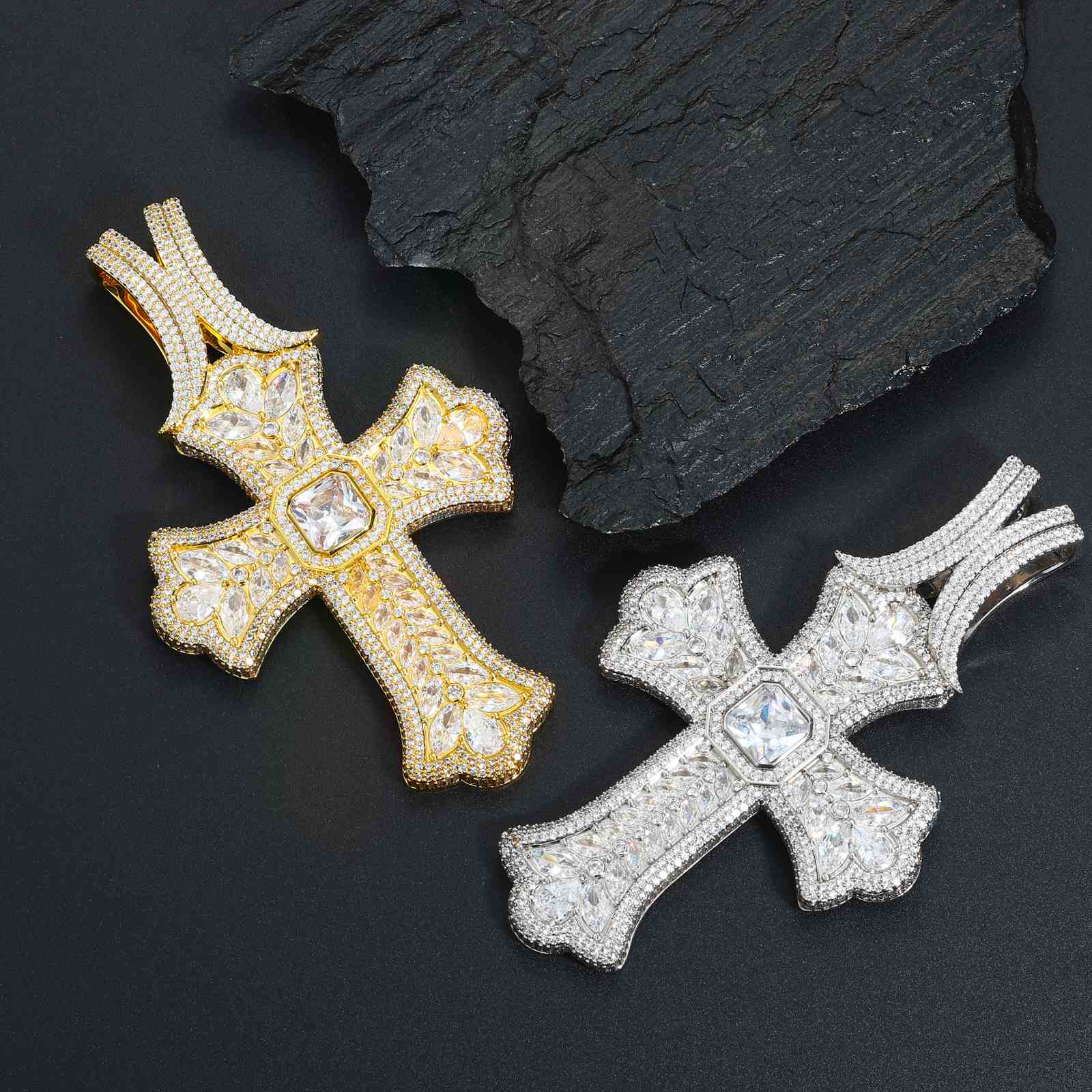 (CZ)Luxurious Pear Cut CZ Iris Cross Pendant