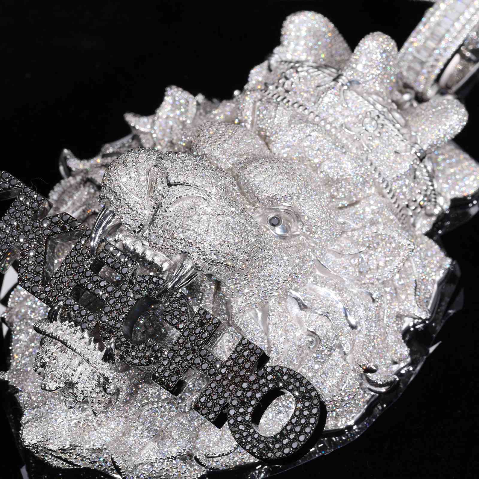 KKECHO Lion Head Pendant