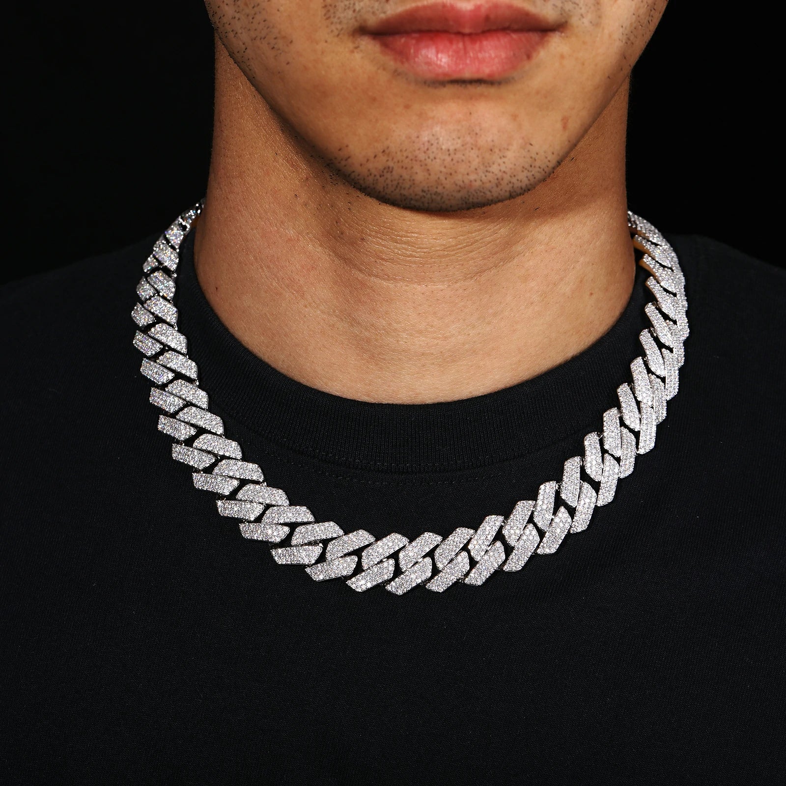 18mm Moissanite Cuban Link Chain