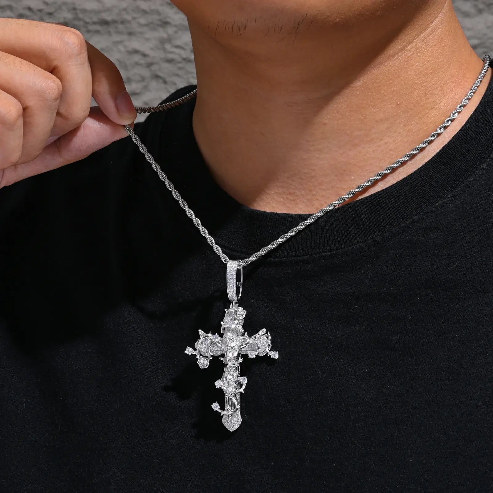 S925 Moissanite Thorny Rose Crucifix Pendant