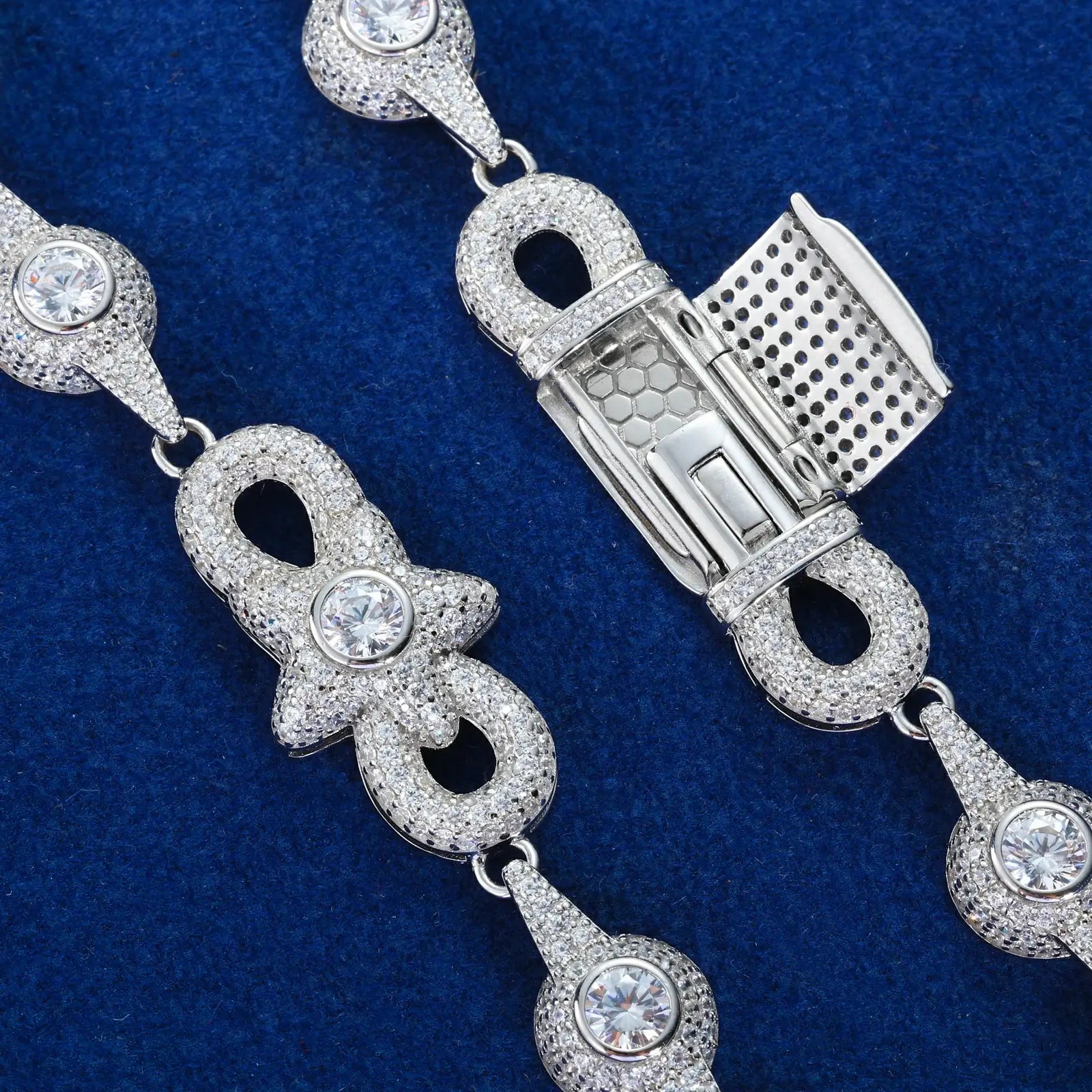 15mm S925 Moissanite Star Infinity Link Bracelet