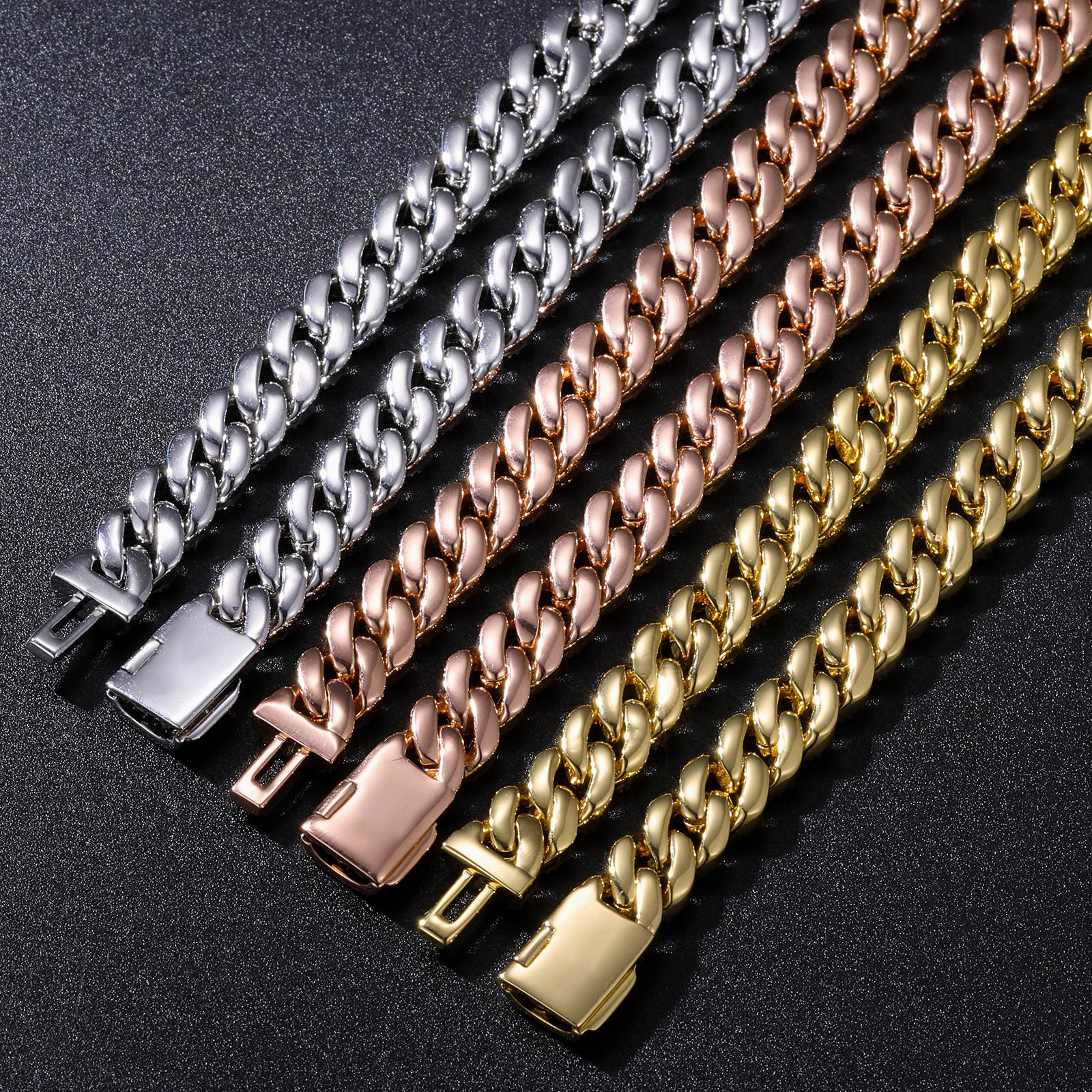 Ergonomic back design of the 8mm Cuban Chain, polished edges for all-day comfort in gold, white gold, or rose gold
