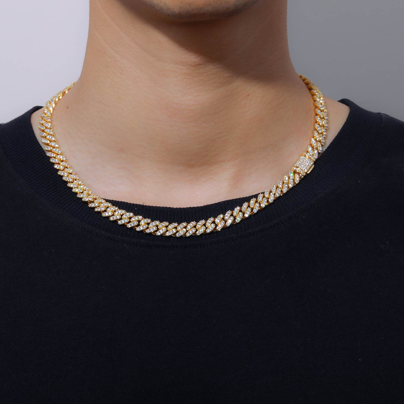 Elevated streetwear: White gold 8mm Cuban Chain paired with a tailored blazer, blending hip hop edge with modern menswear