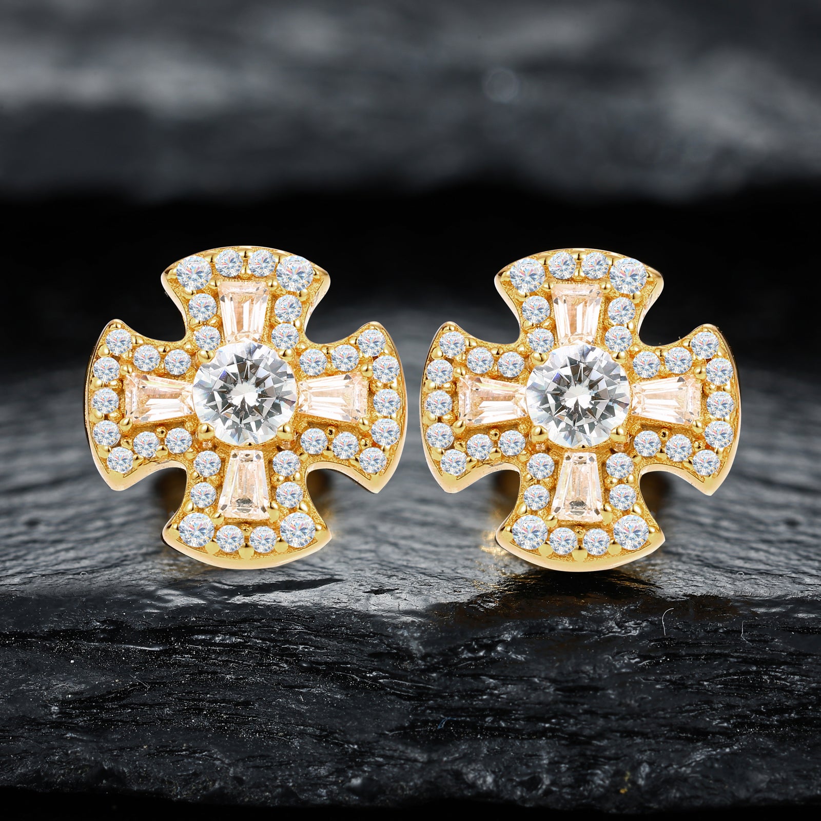 S925 Moissanite Canterbury Cross Stud Earrings