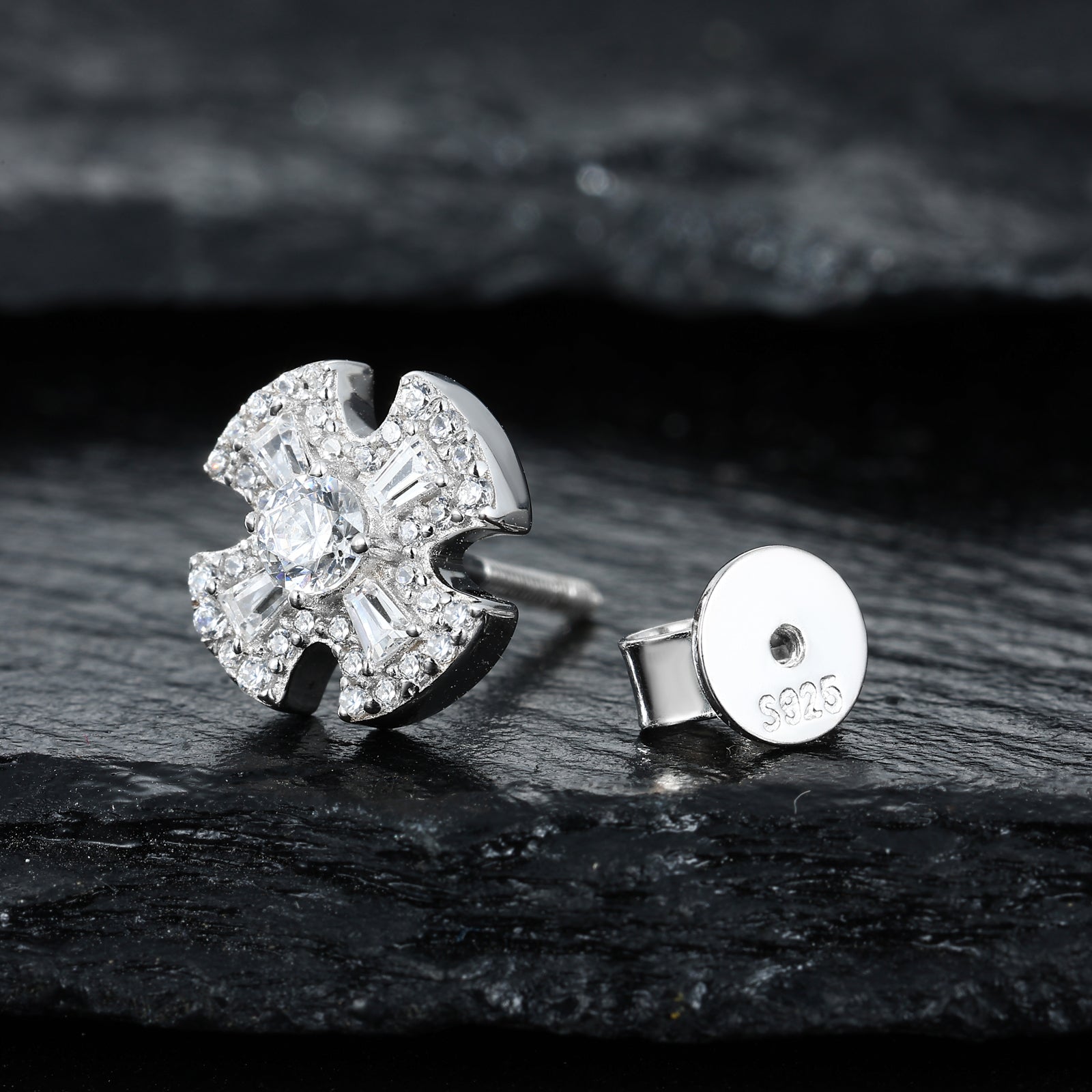 S925 Moissanite Canterbury Cross Stud Earrings