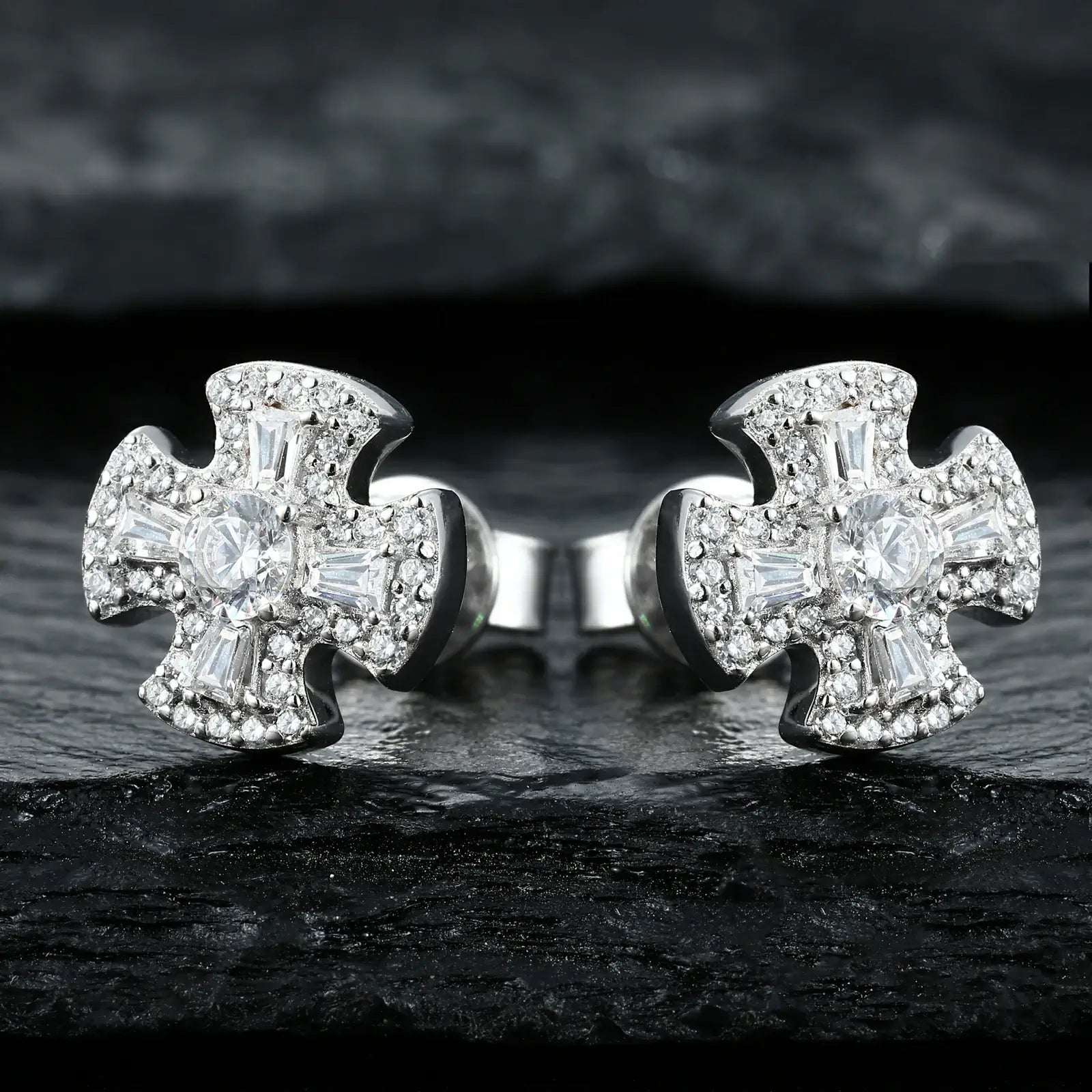S925 Moissanite Canterbury Cross Stud Earrings
