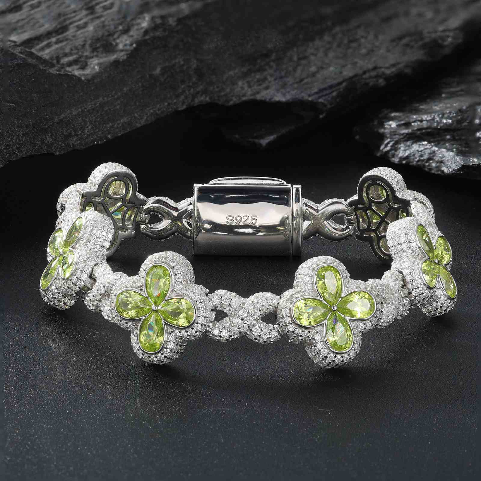 16mm S925 Moissanite Infinity Colored Four Leaf Clover Bracelet