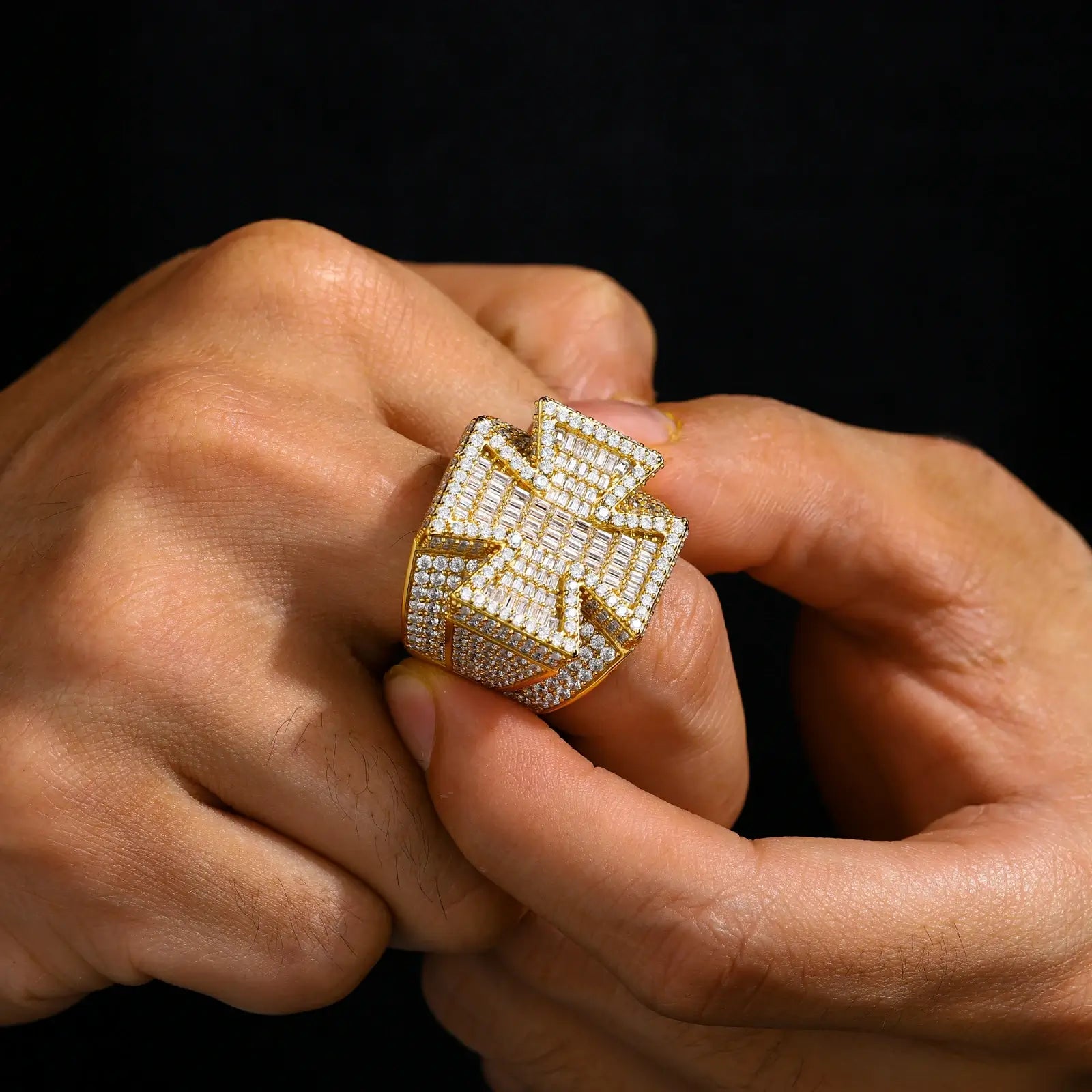 S925 Baguette Moissanite Malta Cross Ring