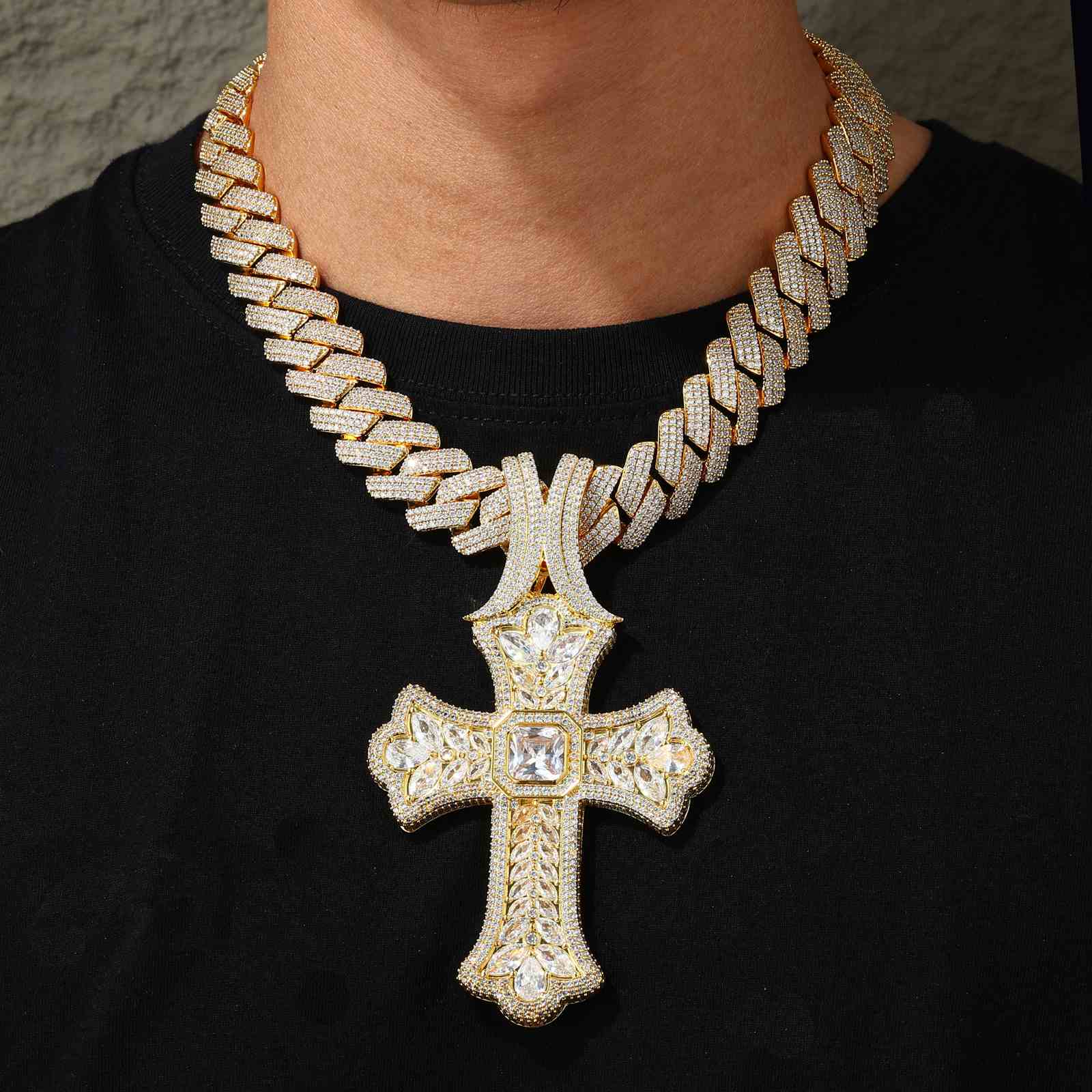 (CZ)Luxurious Pear Cut CZ Iris Cross Pendant