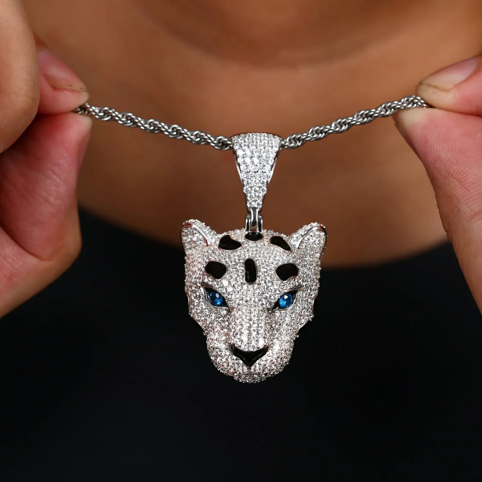 S925 Moissanite Leopard Head Pendant