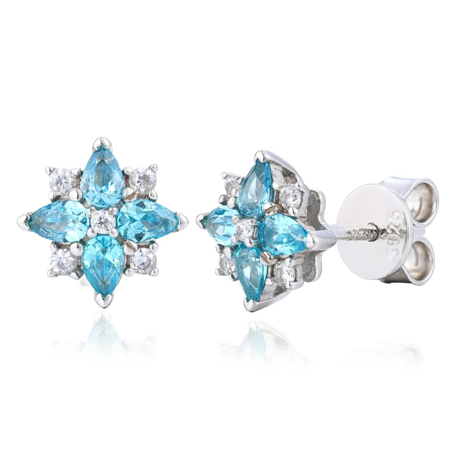 White gold 925 sterling silver moissanite lucky star clover stud earring on white background — minimalist display, moissanite brilliance & zircon vibrancy, star-clover design for gifting & personal wear