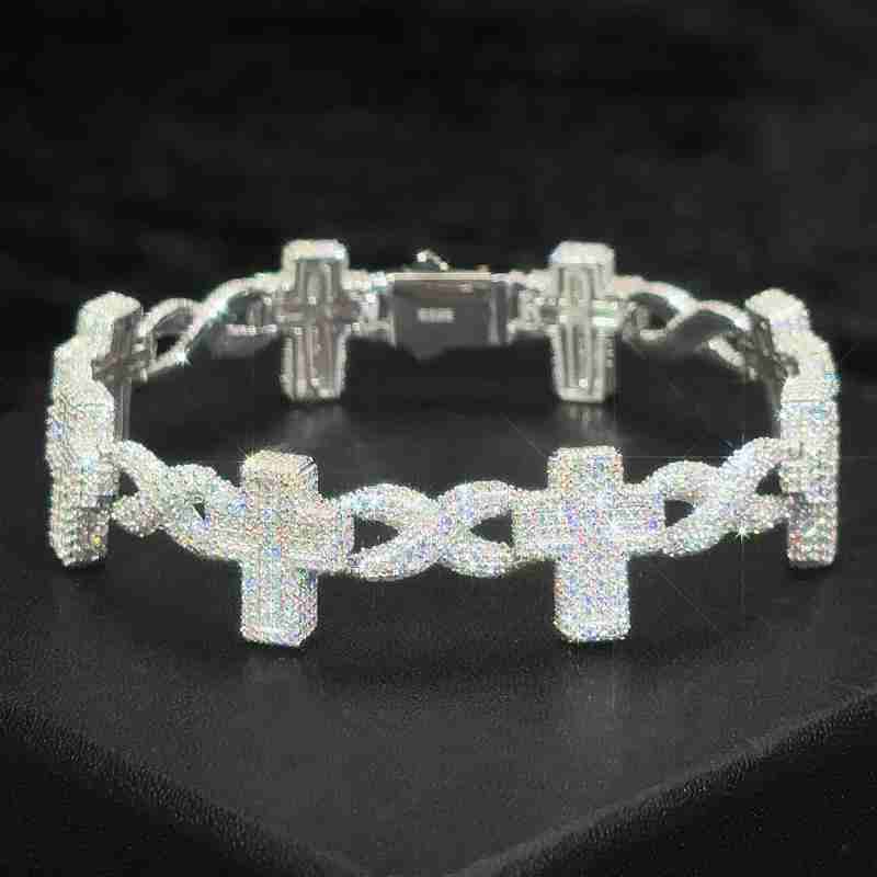 cross bracelet