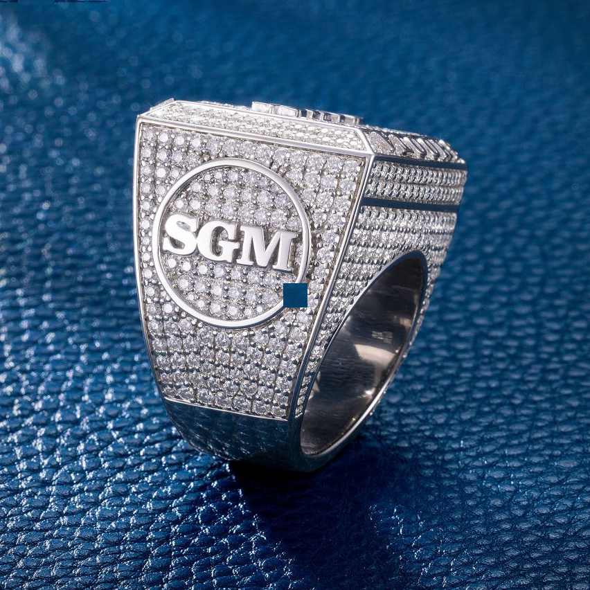 custom letter rings