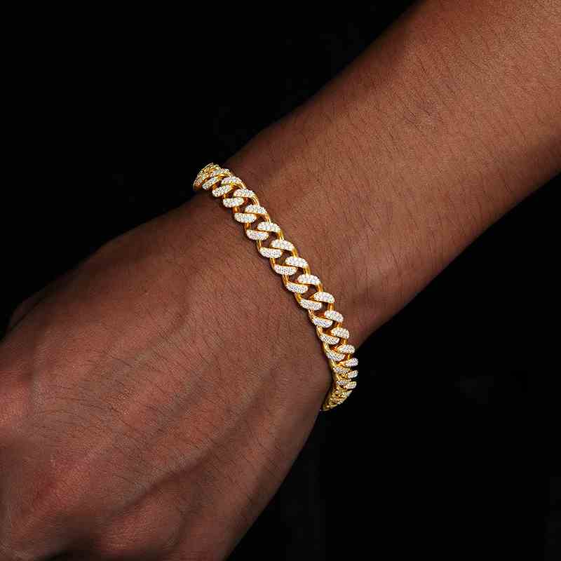 gold chain bracelet