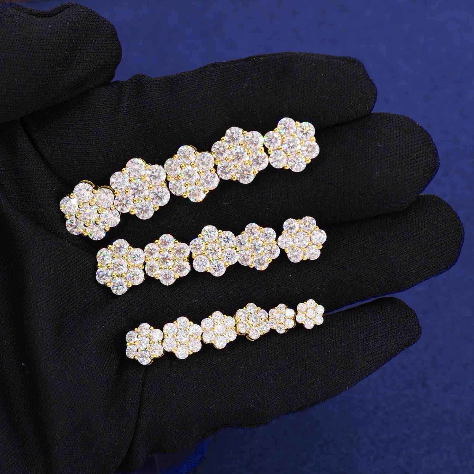 gold stud earrings for women