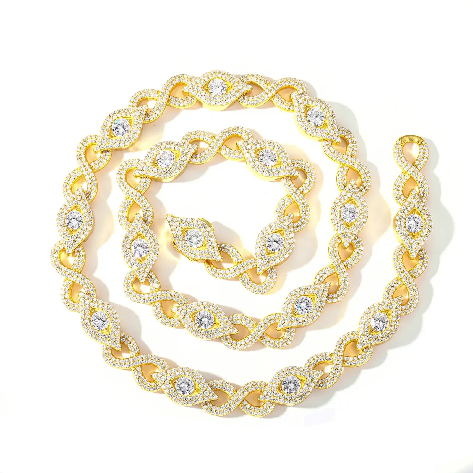 Professional product image: yellow gold Evil Eye chain showcasing scratch-resistant 5μm plating and evil eye talisman details