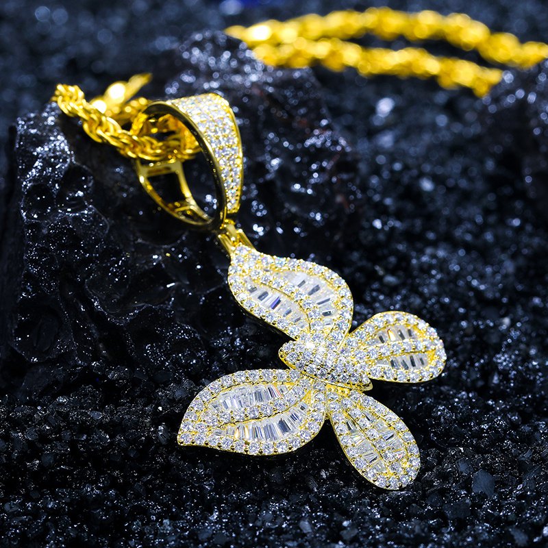 rose gold diamond pendant