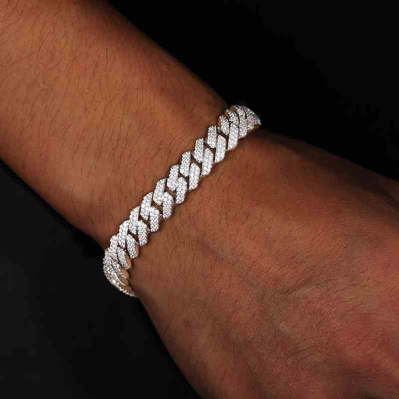 trendy bracelets