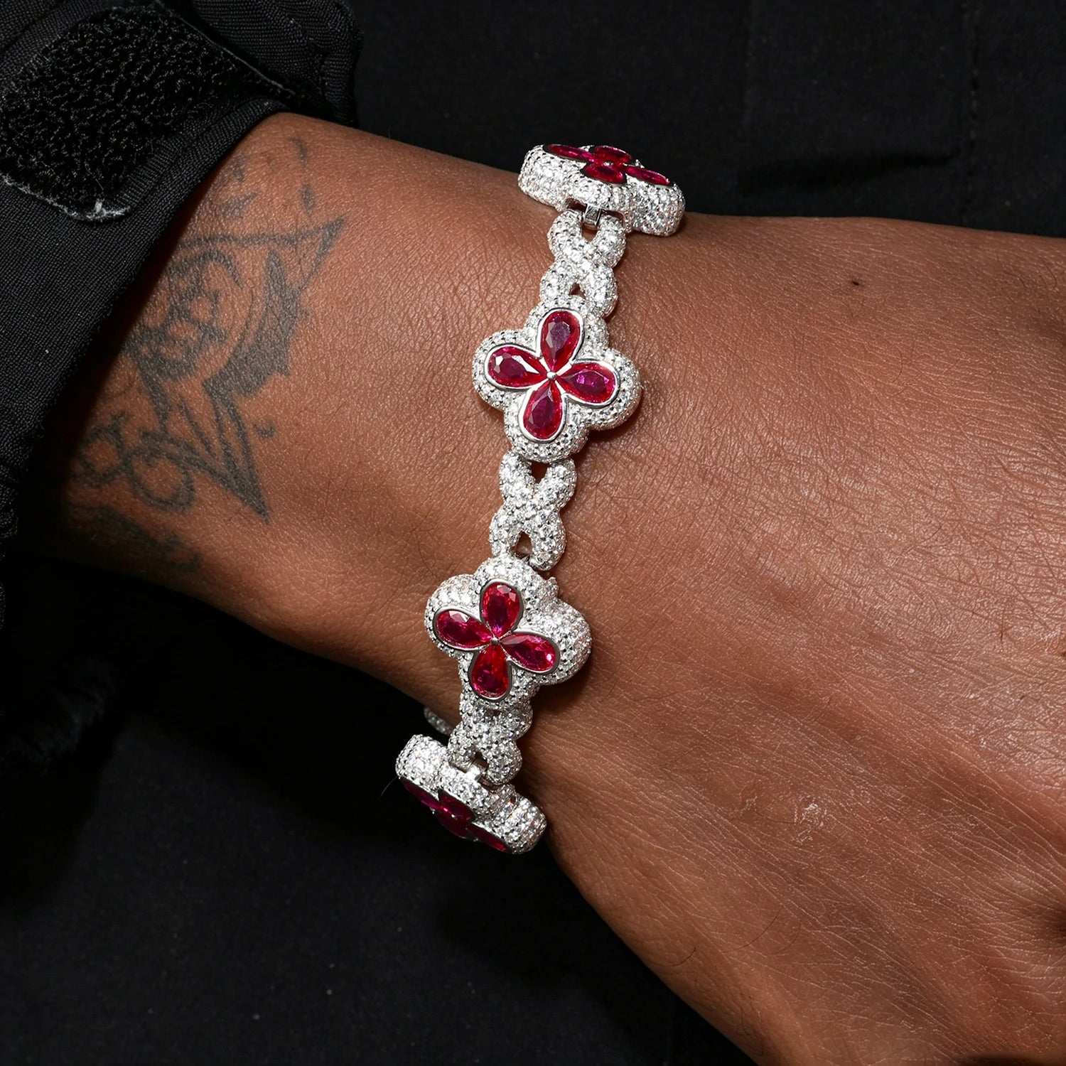16mm S925 Moissanite Infinity Colored Four Leaf Clover Bracelet