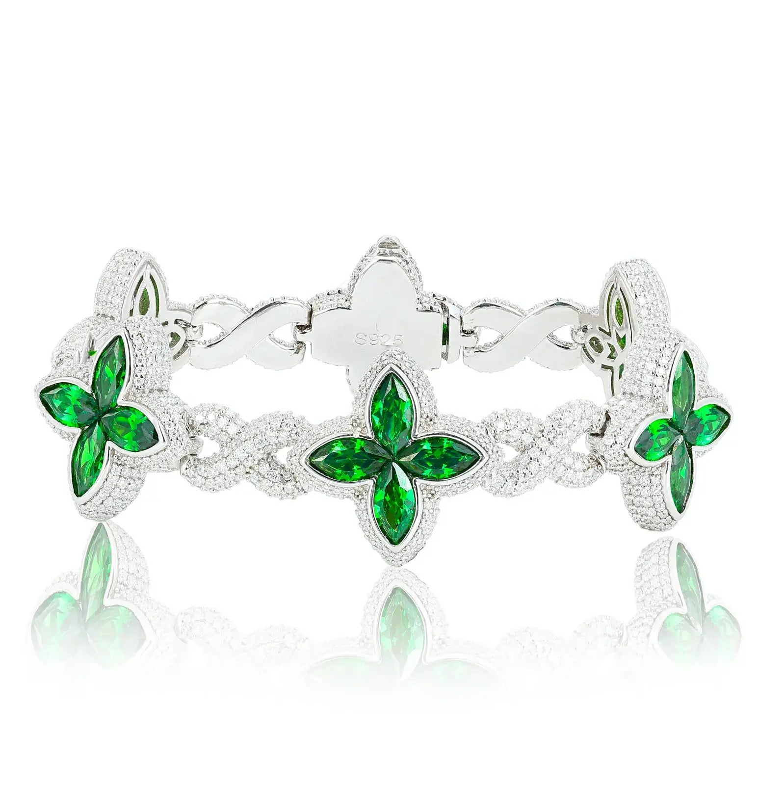 Green clover infinity bracelet isolated on white - S925 moissanite halo design | GRA-certified luck charm