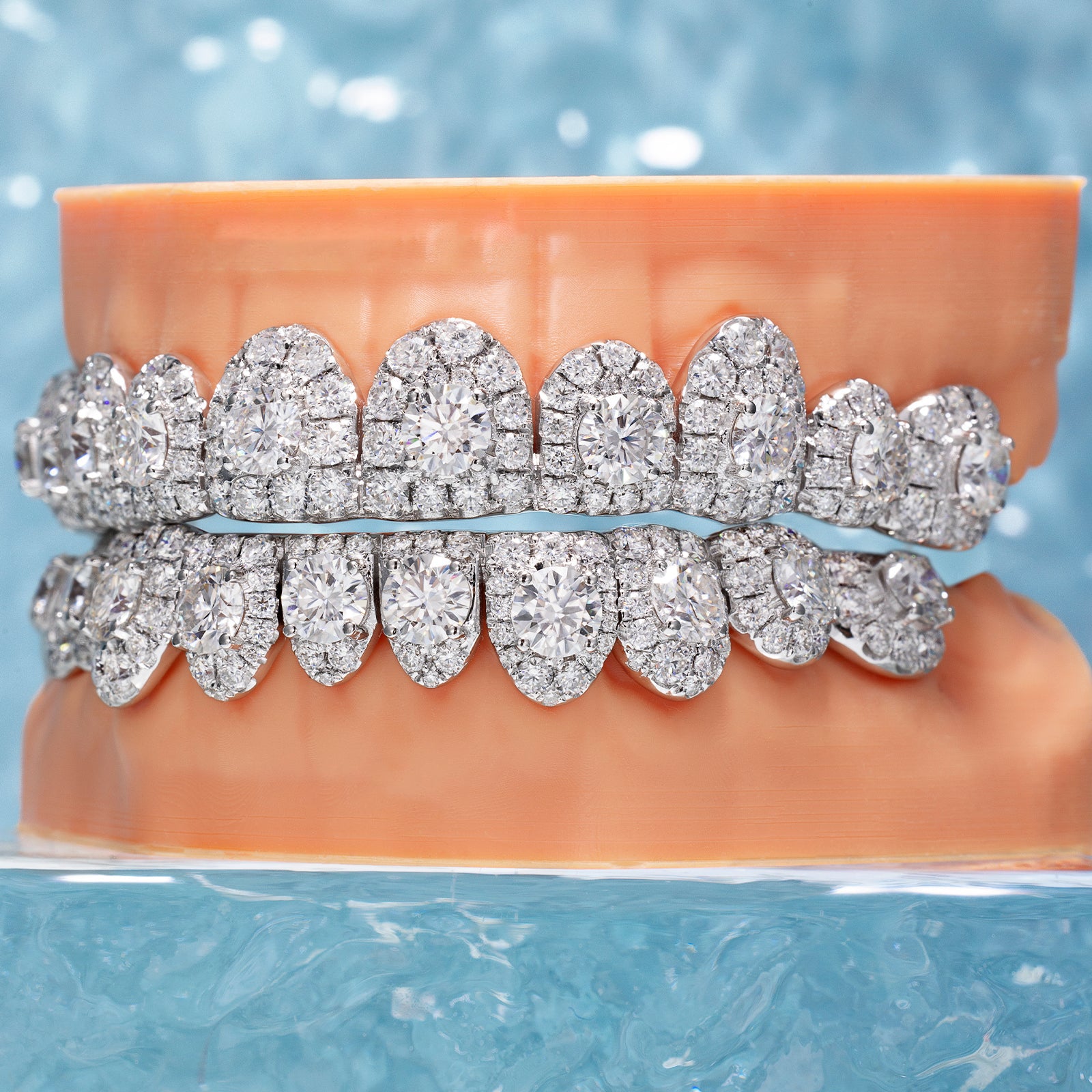 S925 50 Pointer Stone On Center Moissanite Diamond Grillz