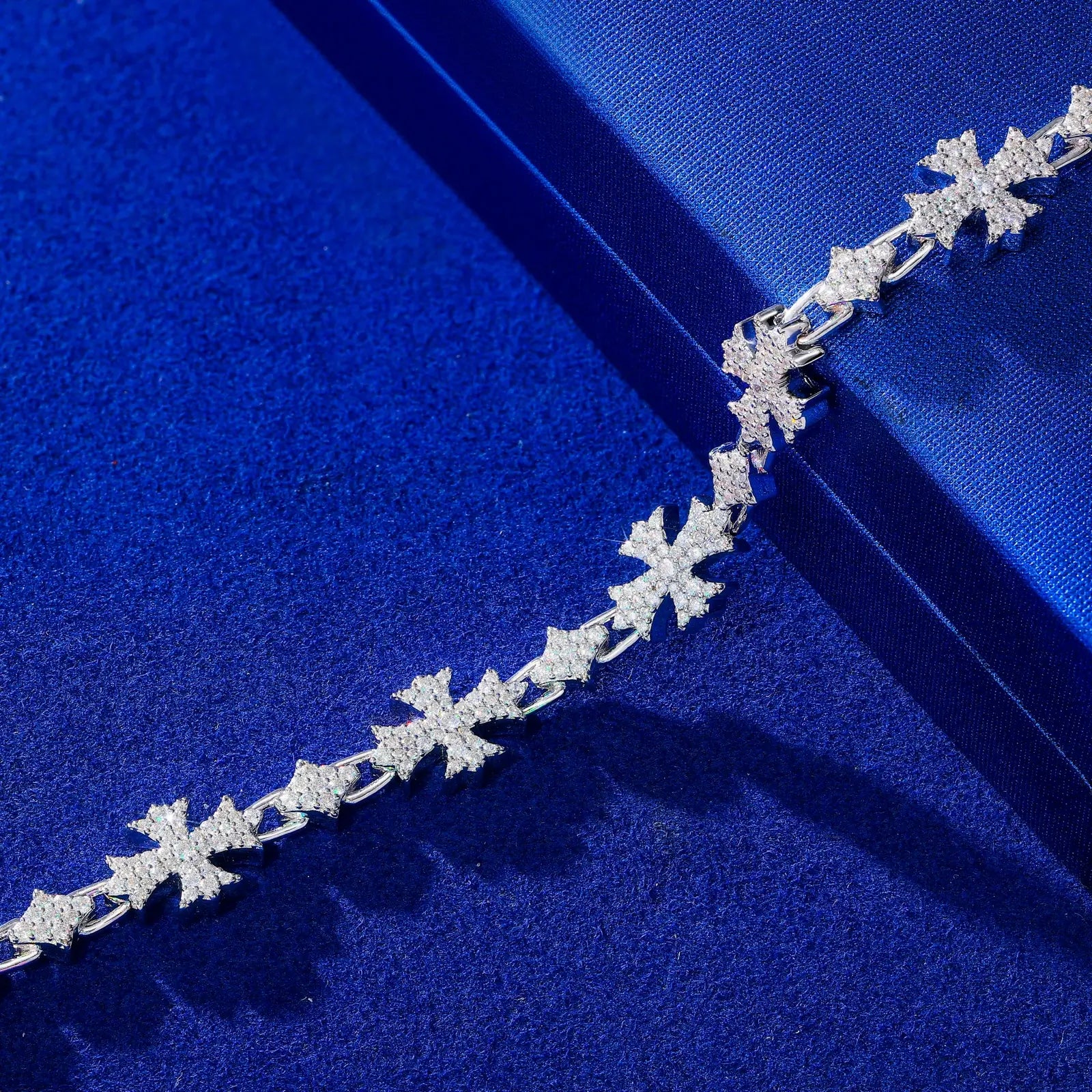 10mm S925 Moissanite Chrome Heart Cross Star Link Bracelet