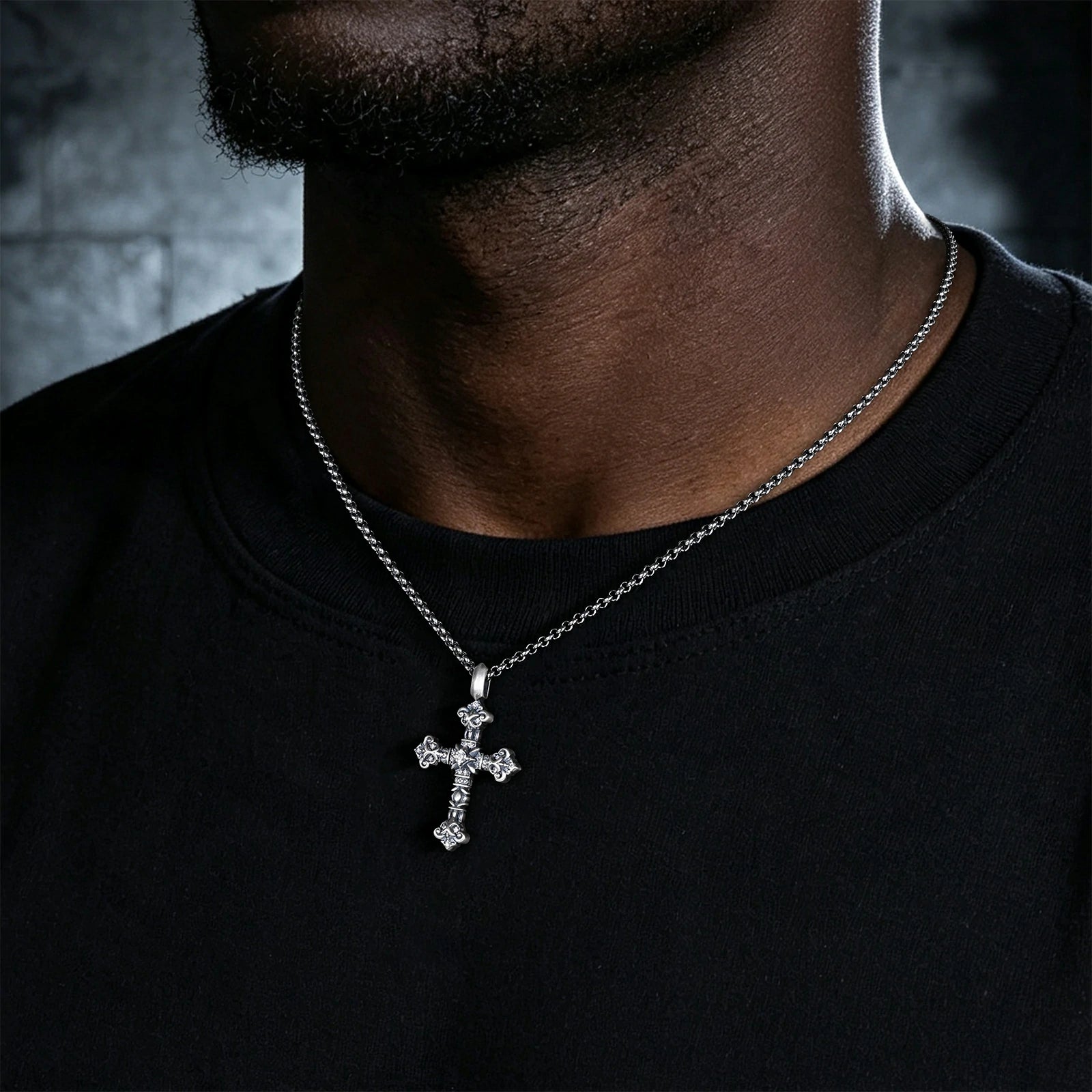 S925 Moissanite Antique Filigree Cross Pendant