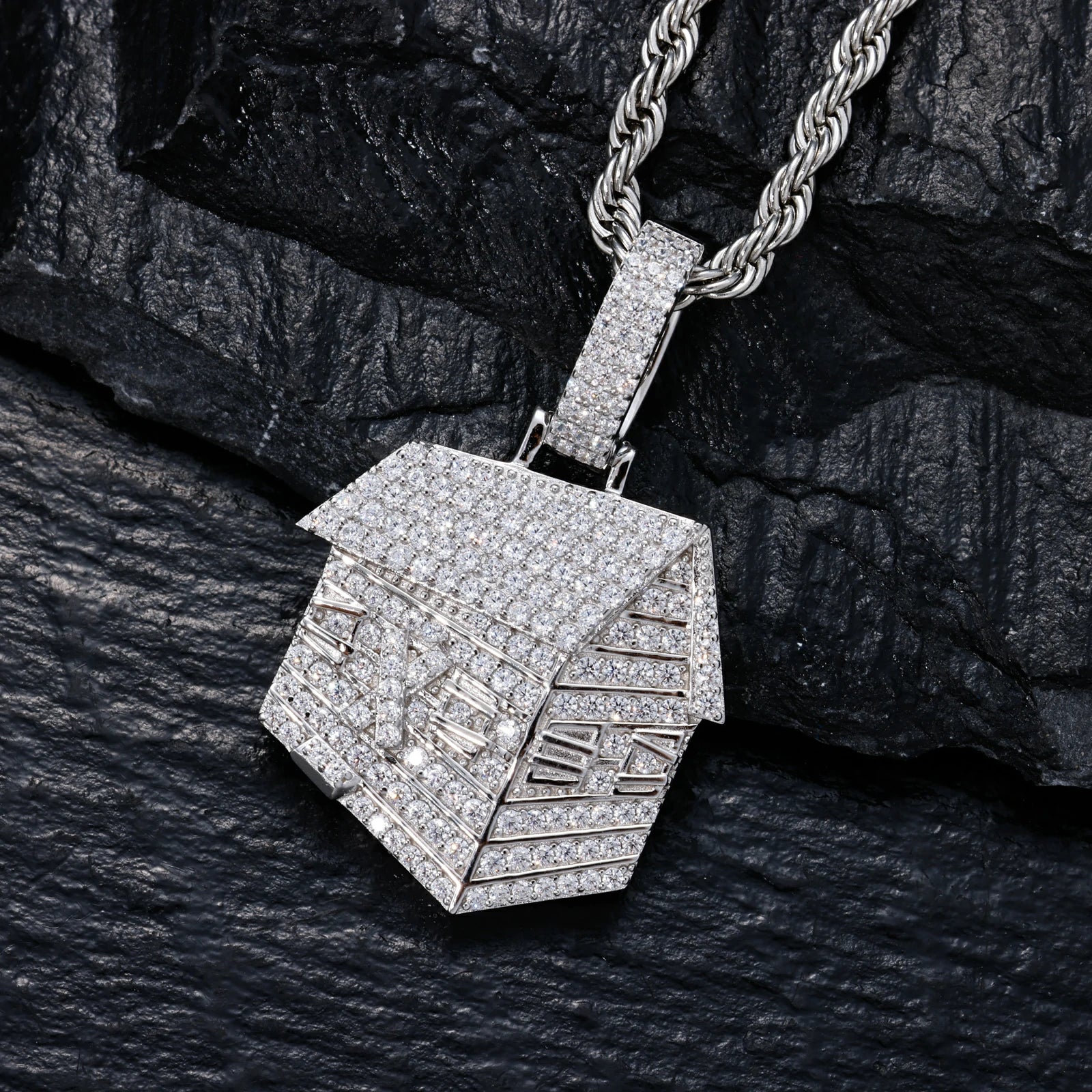 S925 Moissanite Trap House Pendant