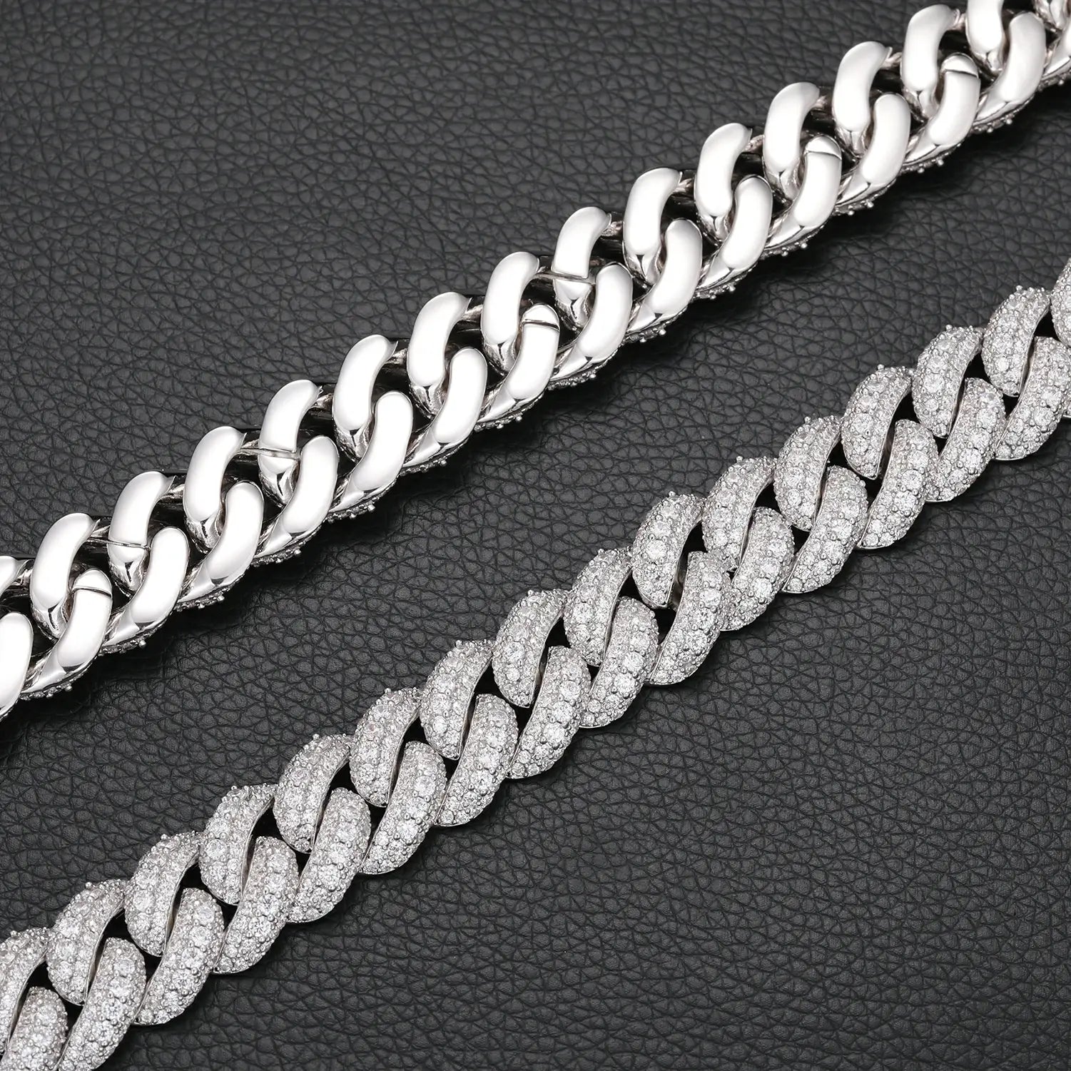 Front and back view of 18mm white gold Cuban chain, demonstrating seamless 3-row bubble link construction and hypoallergenic S925 silver polish.