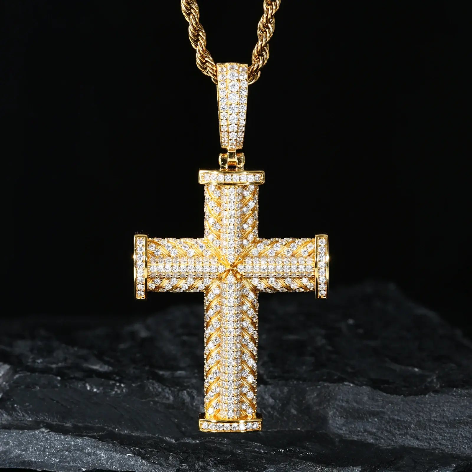 S925 Moissanite Nail Cross Pendant