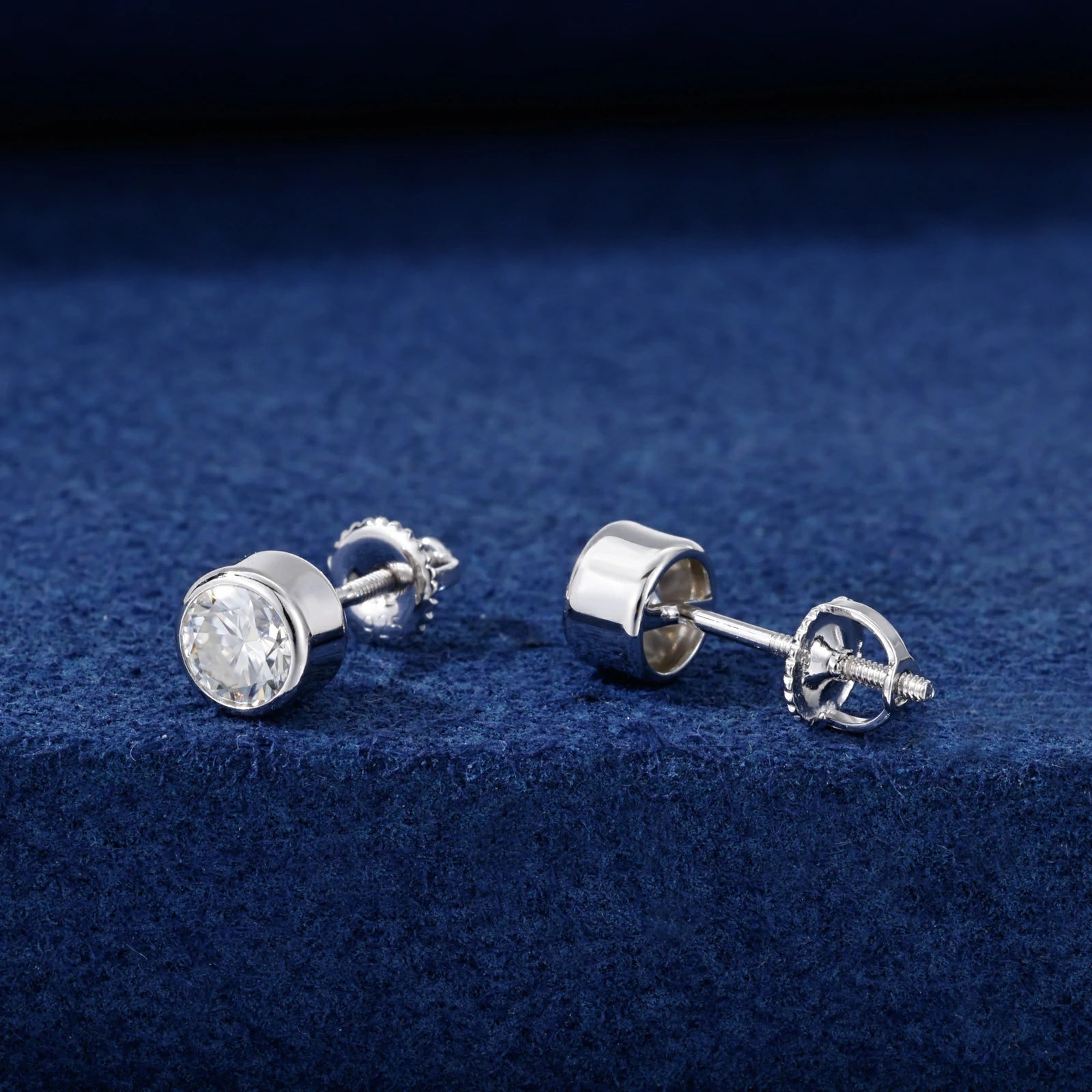 S925 Bezel Setting Moissanite Solitaire Stud Earrings
