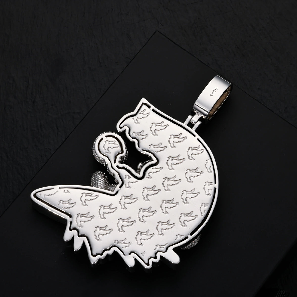 Moissanite Surfer Boxer Pendant