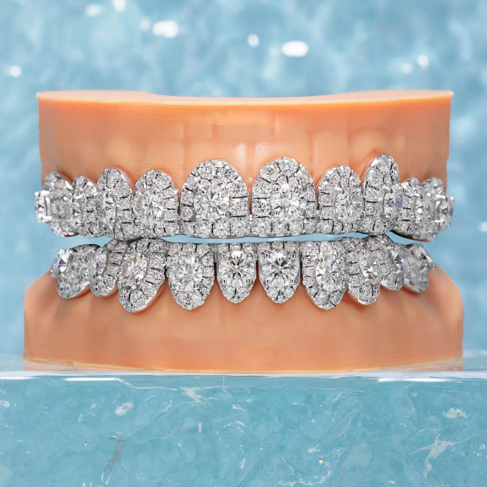 S925 50 Pointer Stone On Center Moissanite Teeth Grillz