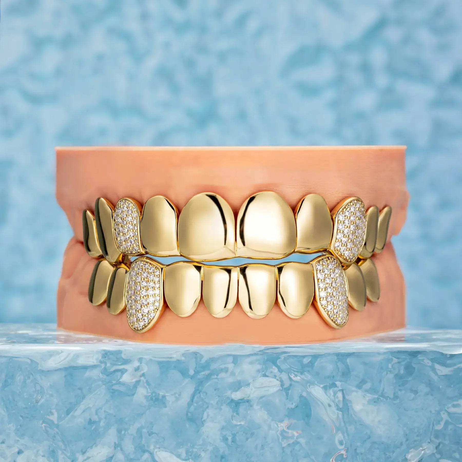 S925 Custom Polished Gold & Moissanite Teeth Grillz