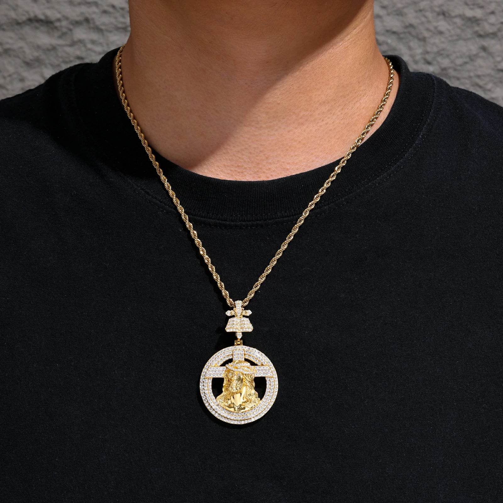 S925 Moissanite Bible Halo Jesus Pendant