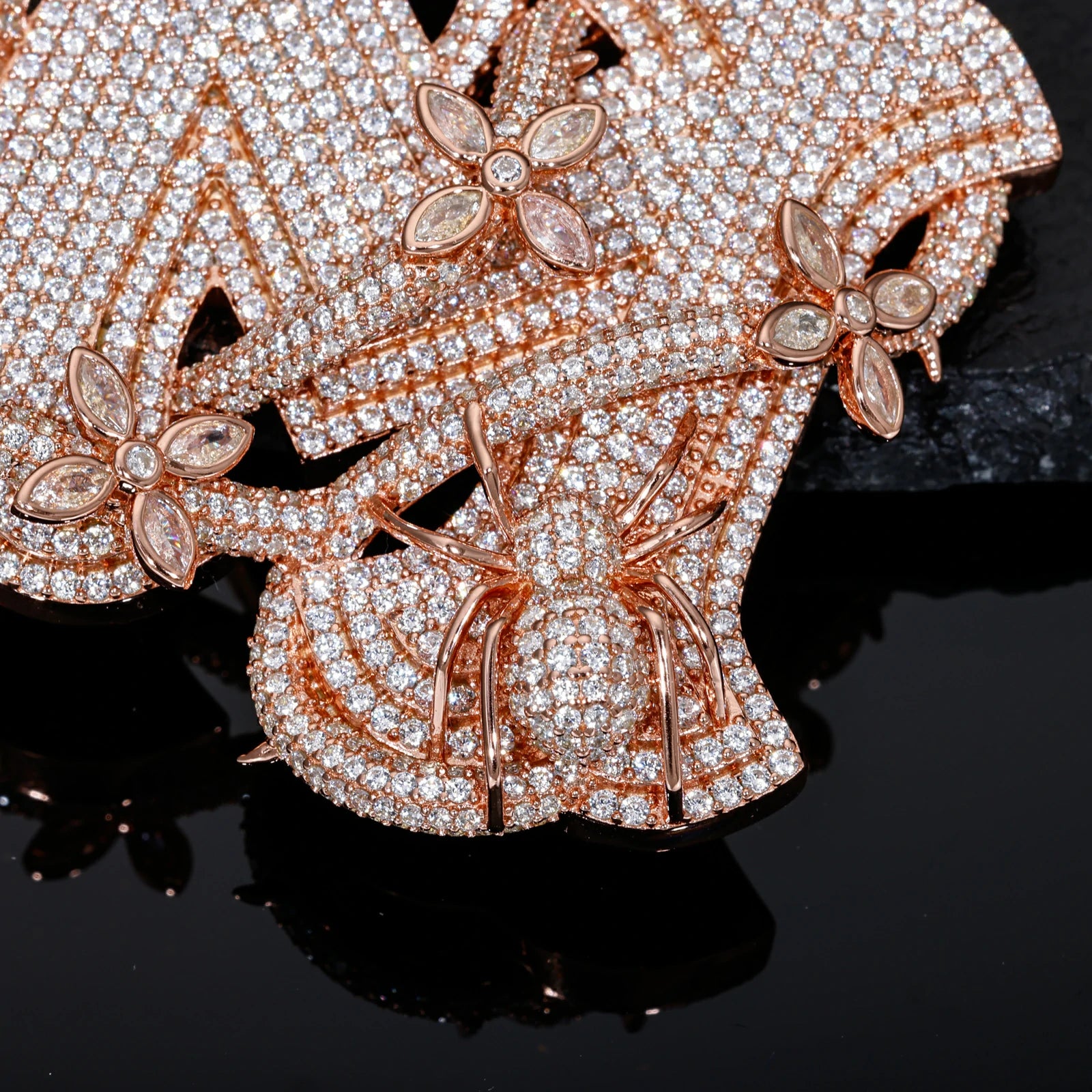 S925 Moissanite Thorns Flower Spider Letter M Pendant