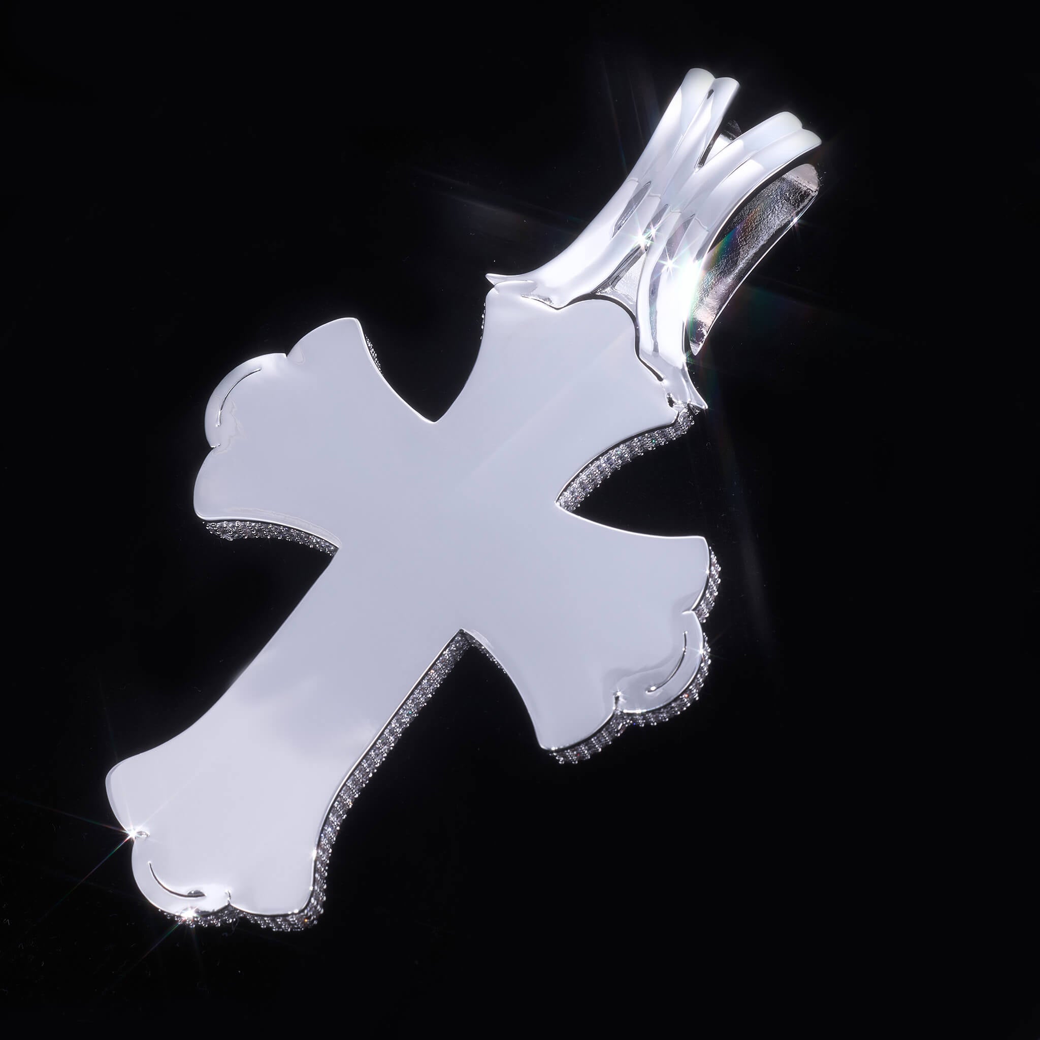 （CZ）Luxurious Pear Cut CZ Iris Cross Pendant