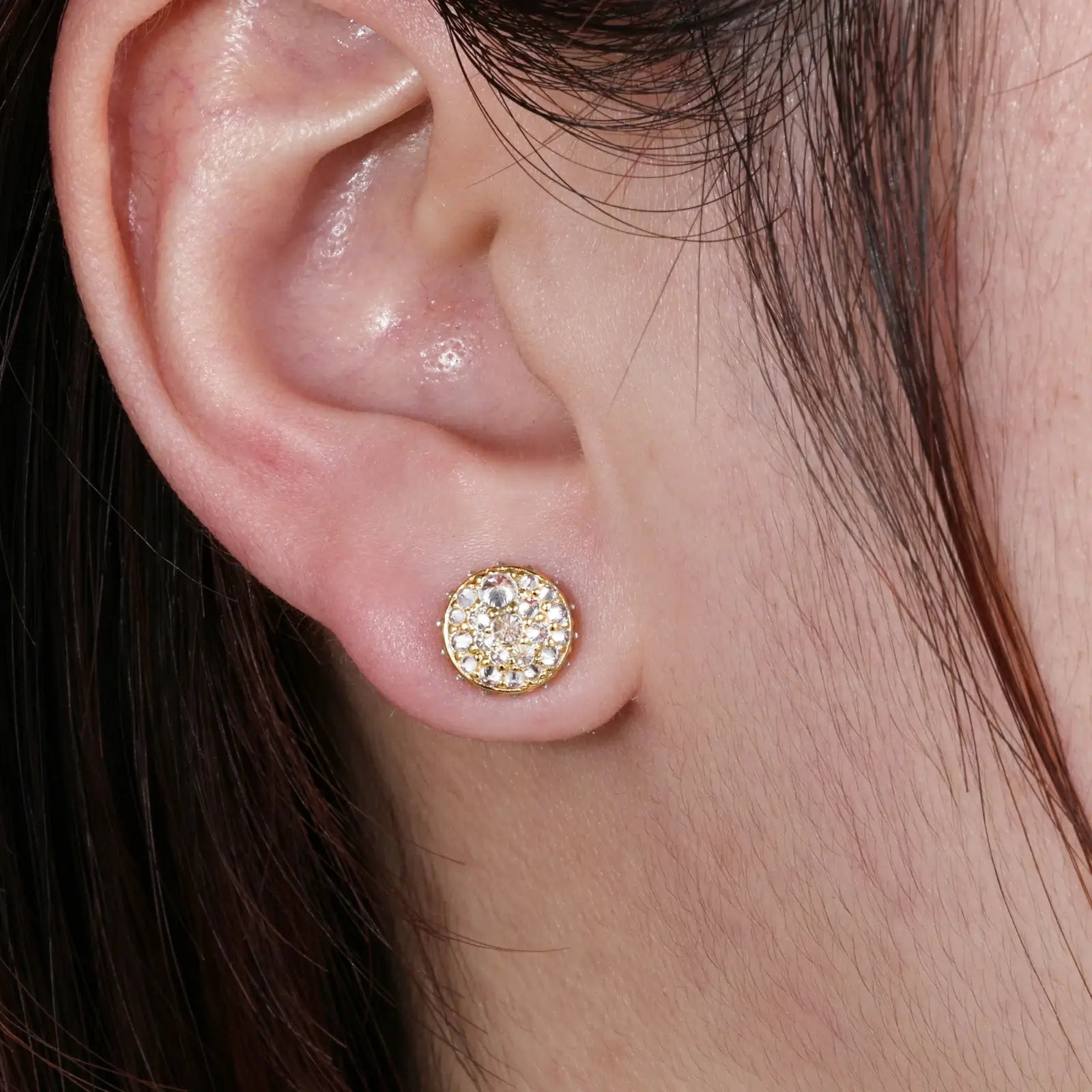 Female model wearing yellow gold 925 sterling silver moissanite thorns stud earrings — hypoallergenic 925 silver, edgy thorn design, moissanite fire for daily luxury