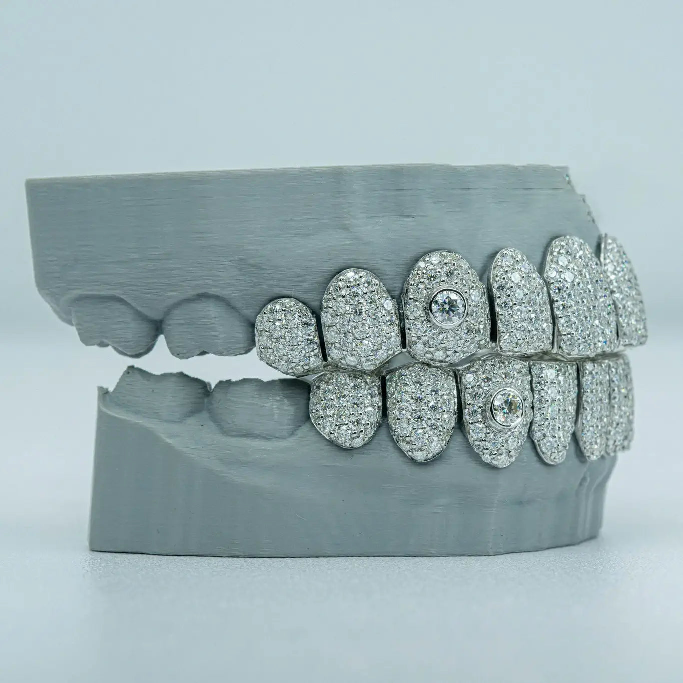 S925 15 Pointer Stone On Fang VVS Moissanite Diamond Grillz